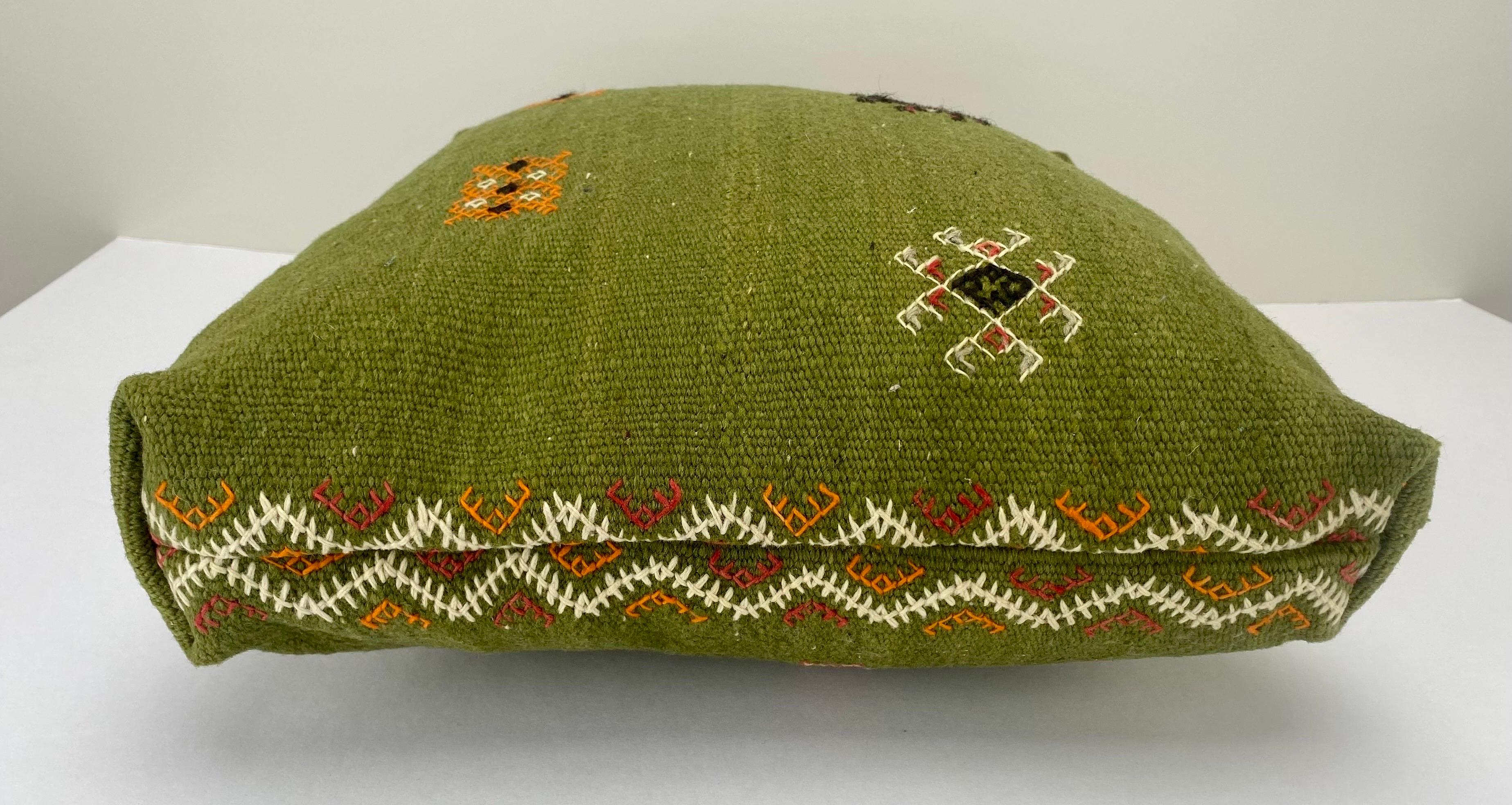 Boho Chic Green Moroccan Tribal Kilim Wool Hand-woven Pillow, a Pair  3