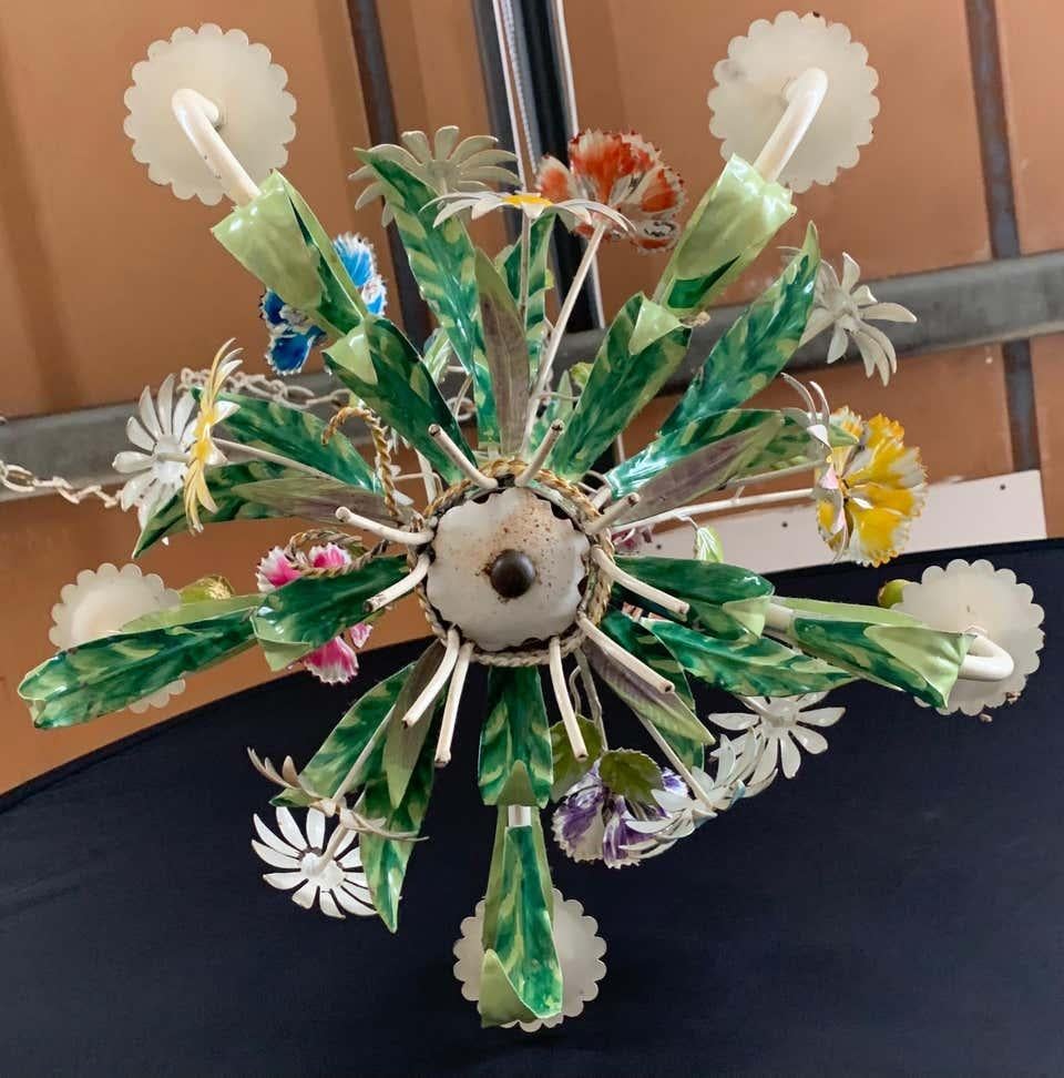 Boho Chic Italian Tole Metal Flowers Chandelier with Five Arms In Good Condition In Plainview, NY