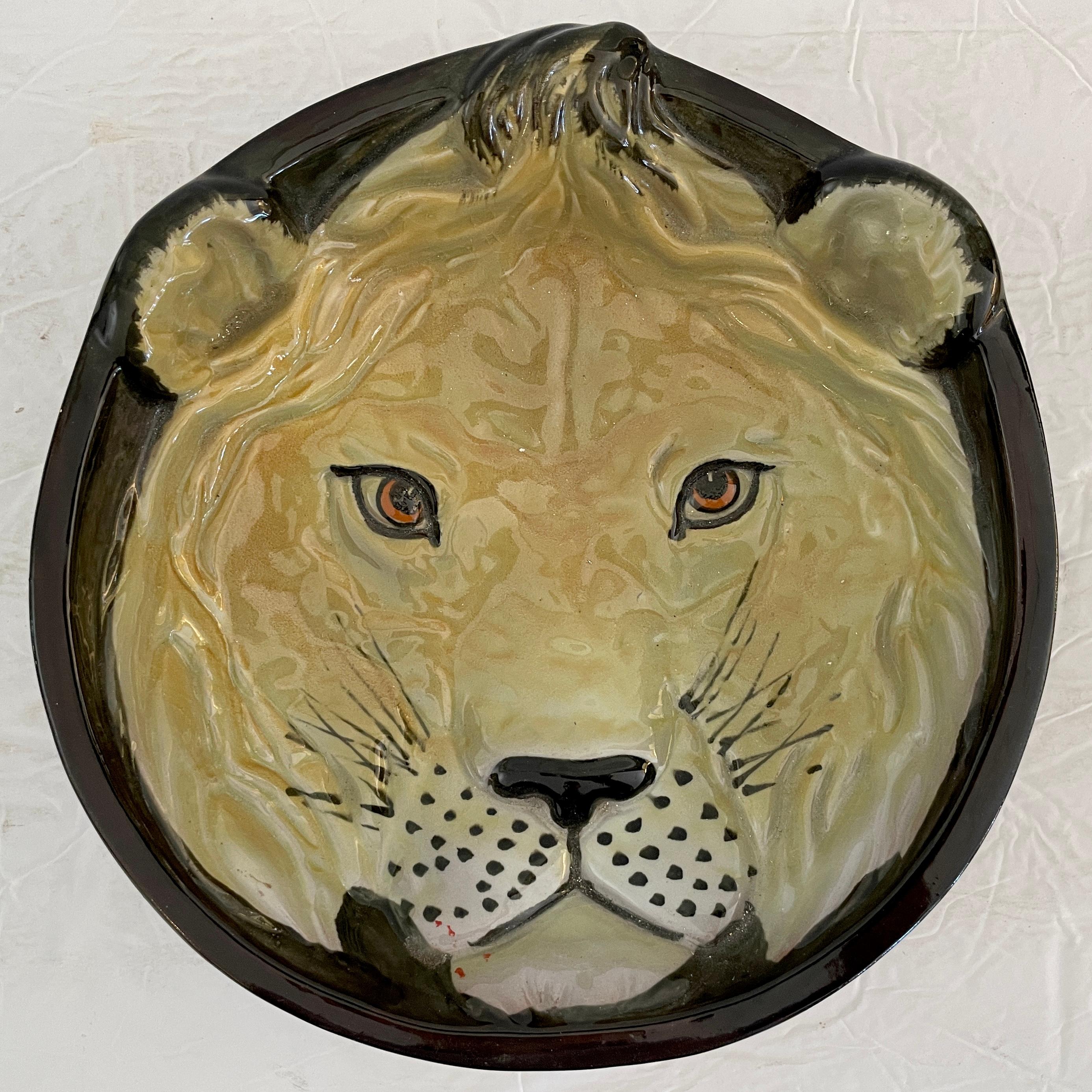 Fun ceramic Boho Chic serving bowl of a lion's face paint and motifs. Great addition to your bar and parties. This is part of a 4 series animal bowls, find them on our listings and collect them all!