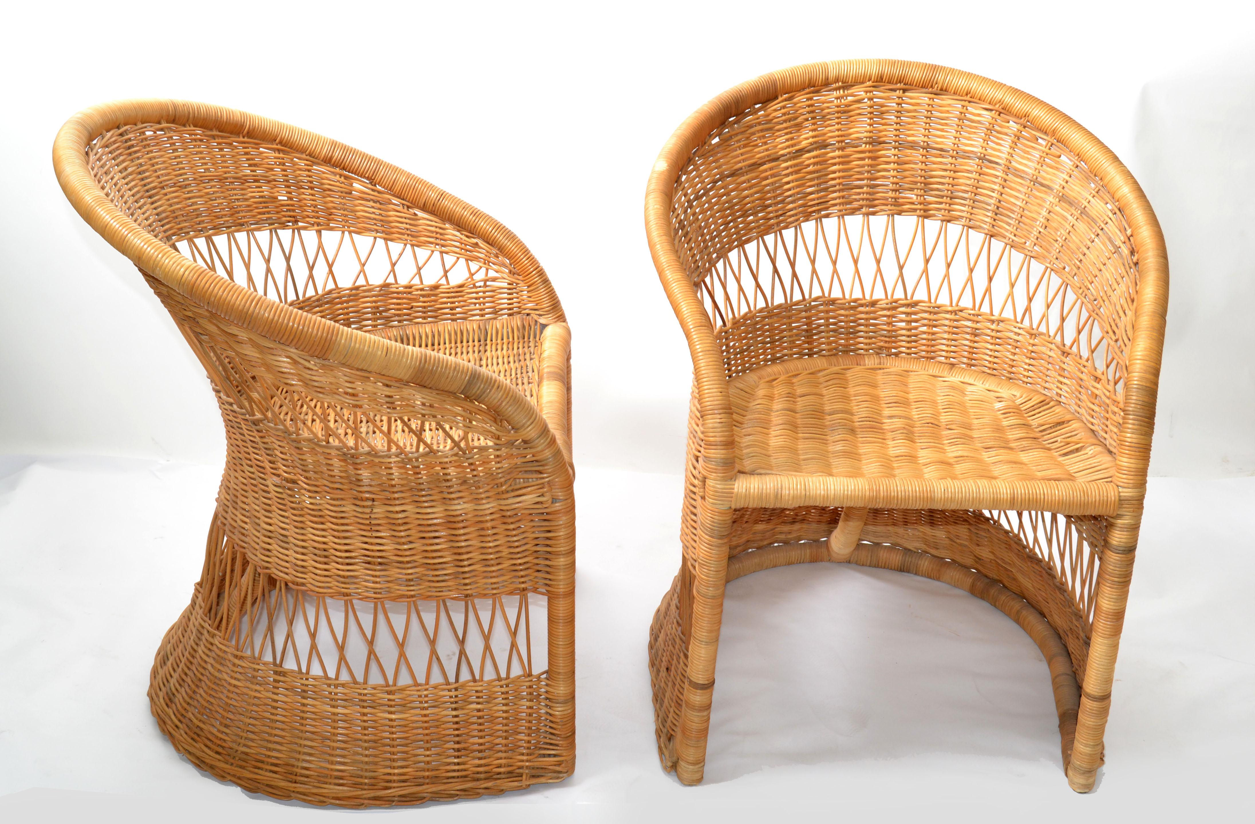 Table de salle à manger et 4 chaises en bambou et rotin, fabriquées à la main, style Boho Chic, mi-siècle moderne en vente 4