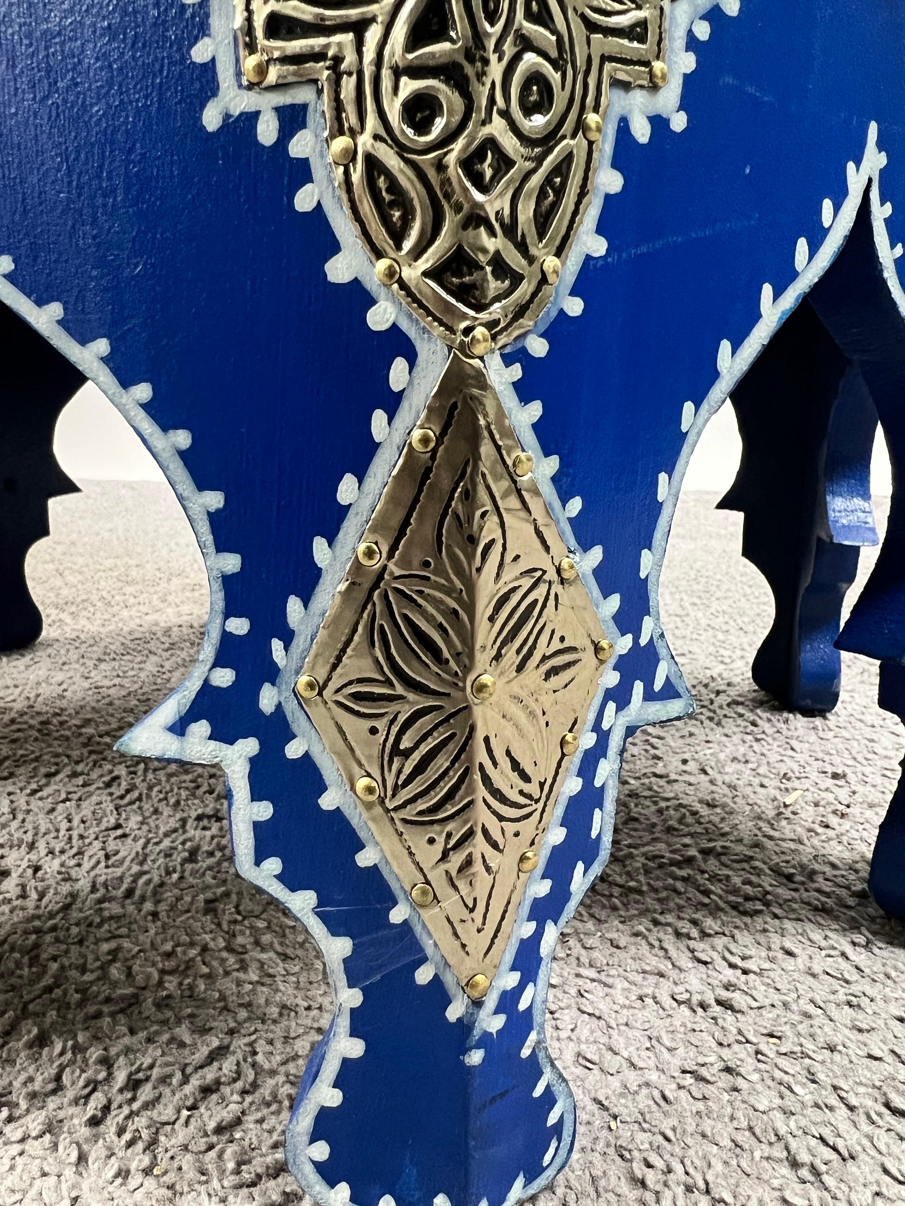 Boho Chic Moroccan Blue & Filigree Silver Design with White Leather Top Stool For Sale 3