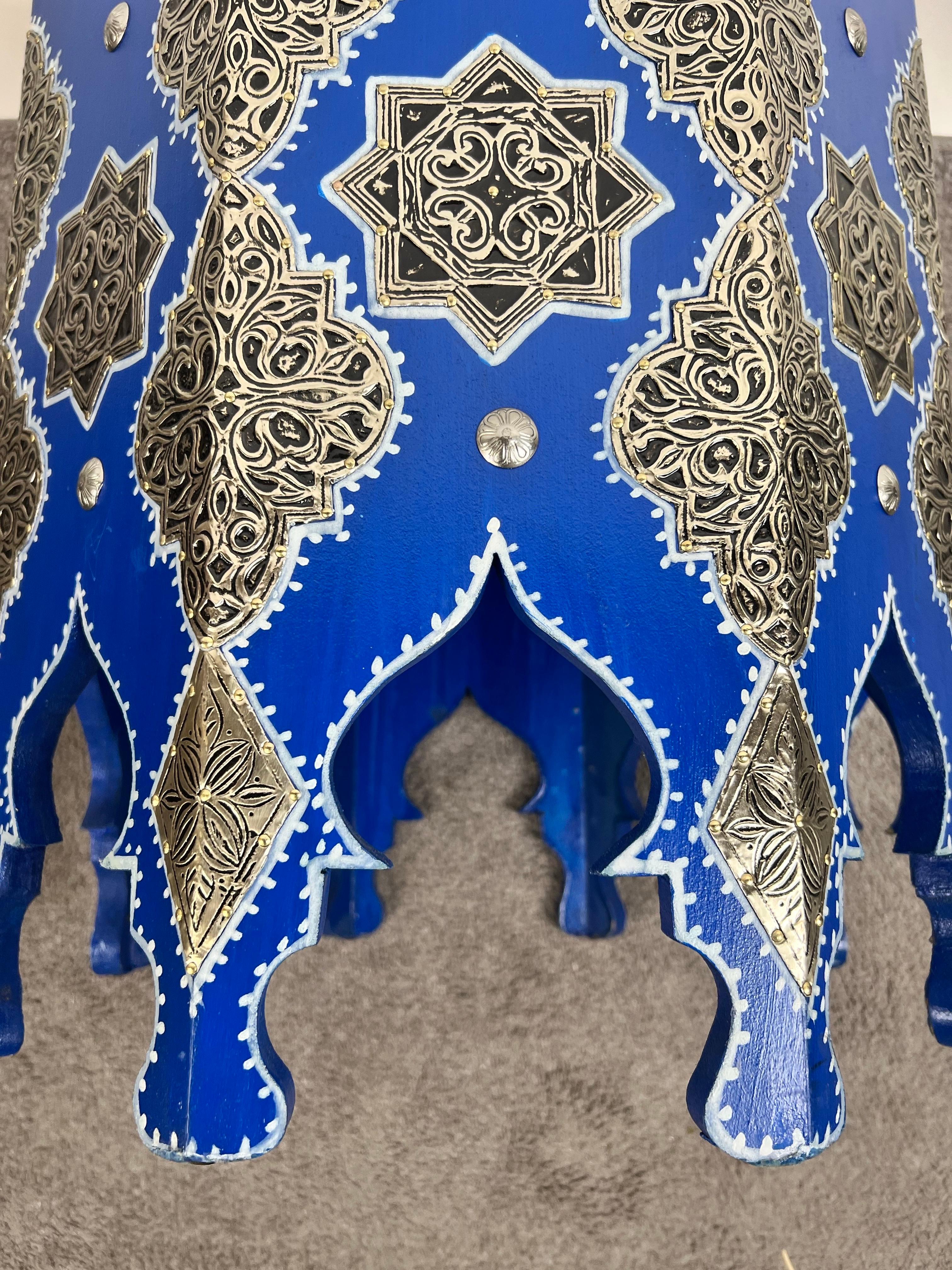 Boho Chic Moroccan Blue & Filigree Silver Design with White Leather Top Stool For Sale 9