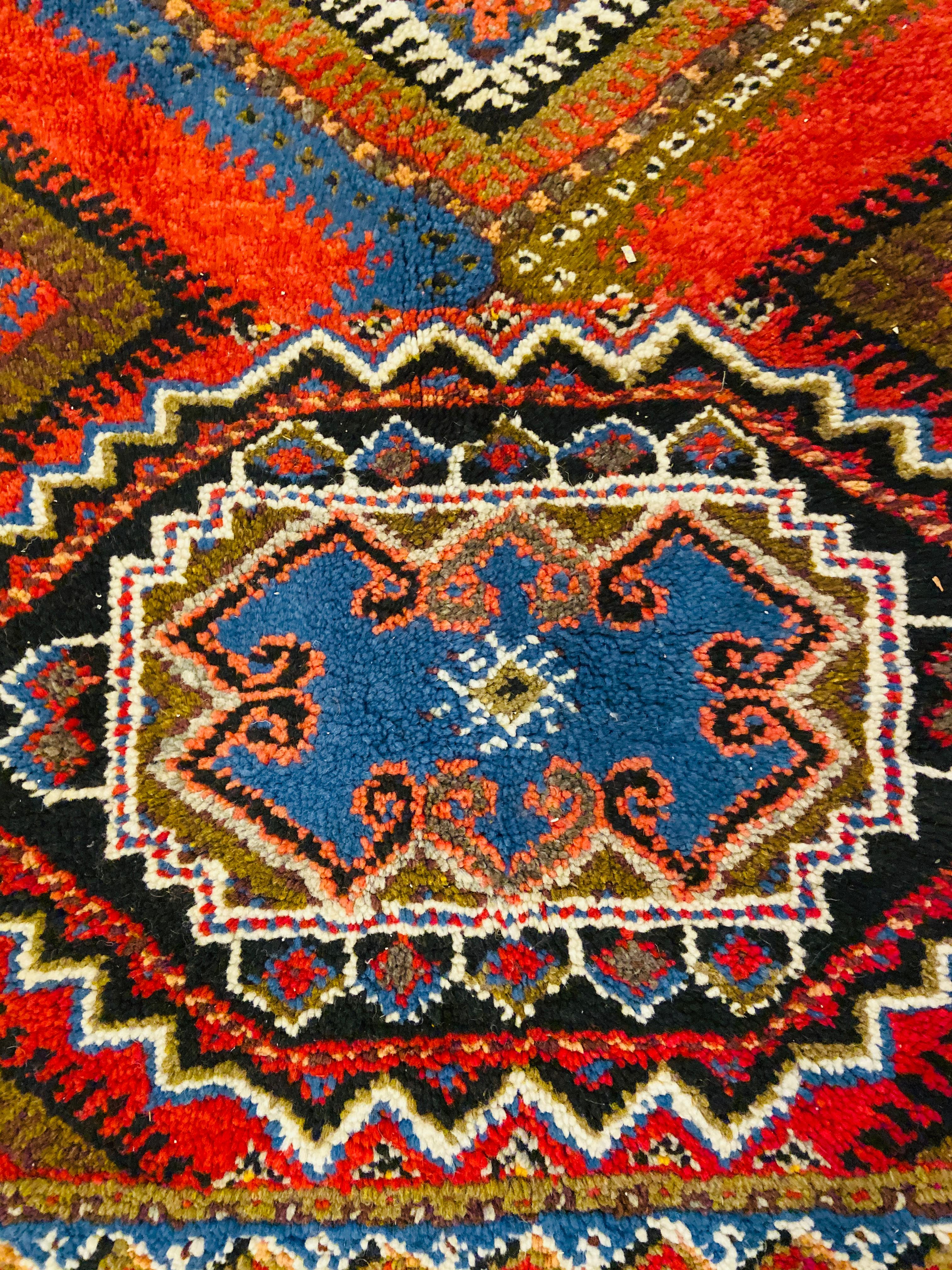 Boho Chic Moroccan Handwoven Blue & Red Wool Diamond Design Rectangular Rug For Sale 1