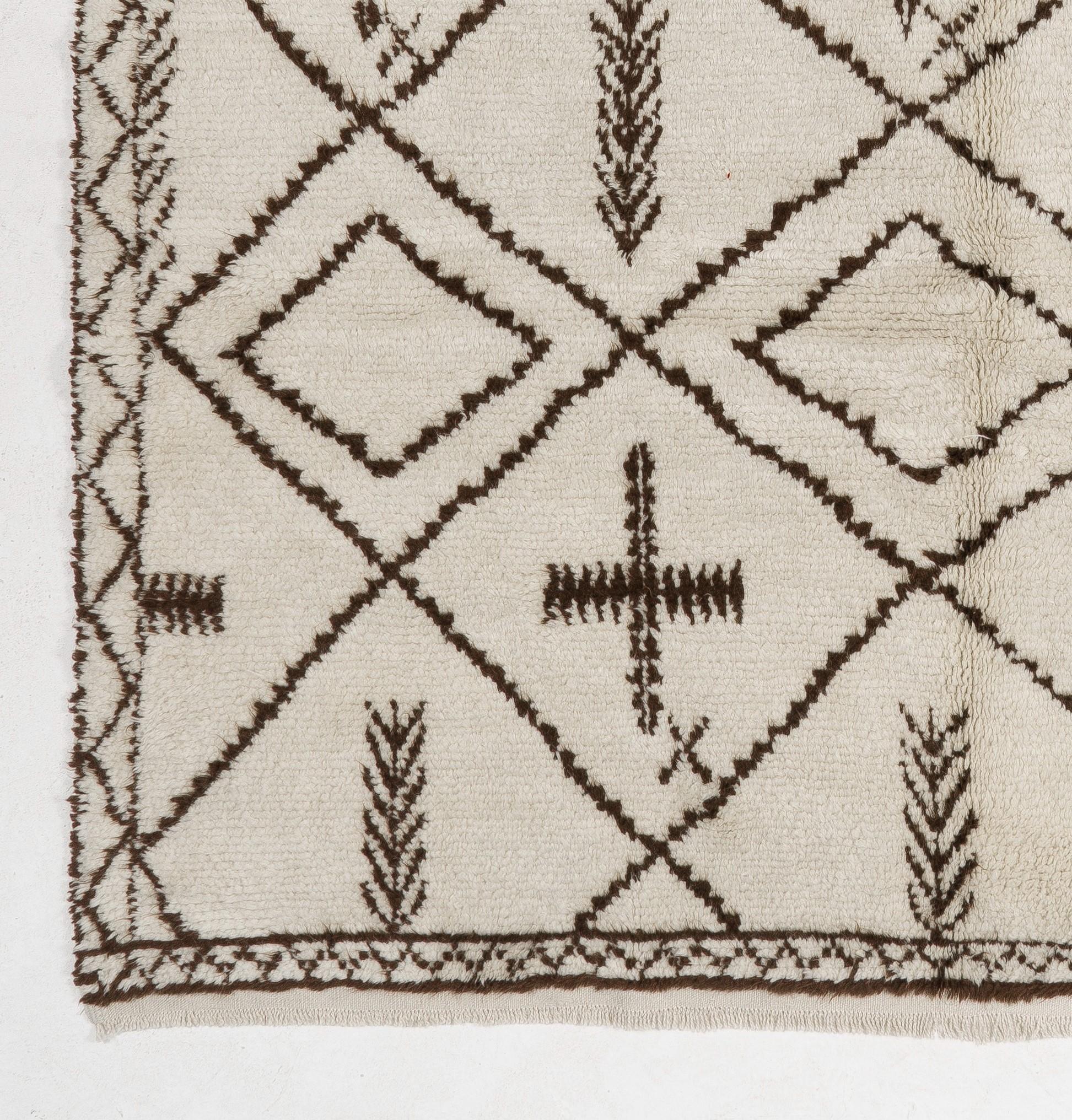 8x10 Ft handgeknüpfter marokkanischer Teppich:: 100% natürliche ungefärbte Wolle:: Custom Ops Avl. (Skandinavische Moderne) im Angebot
