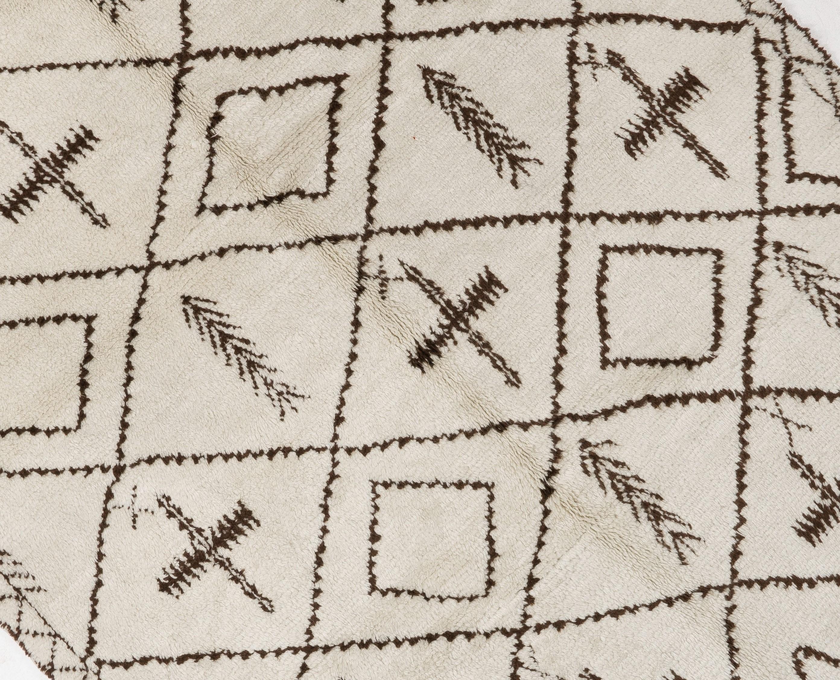 8x10 Ft handgeknüpfter marokkanischer Teppich:: 100% natürliche ungefärbte Wolle:: Custom Ops Avl. (Handgeknüpft) im Angebot
