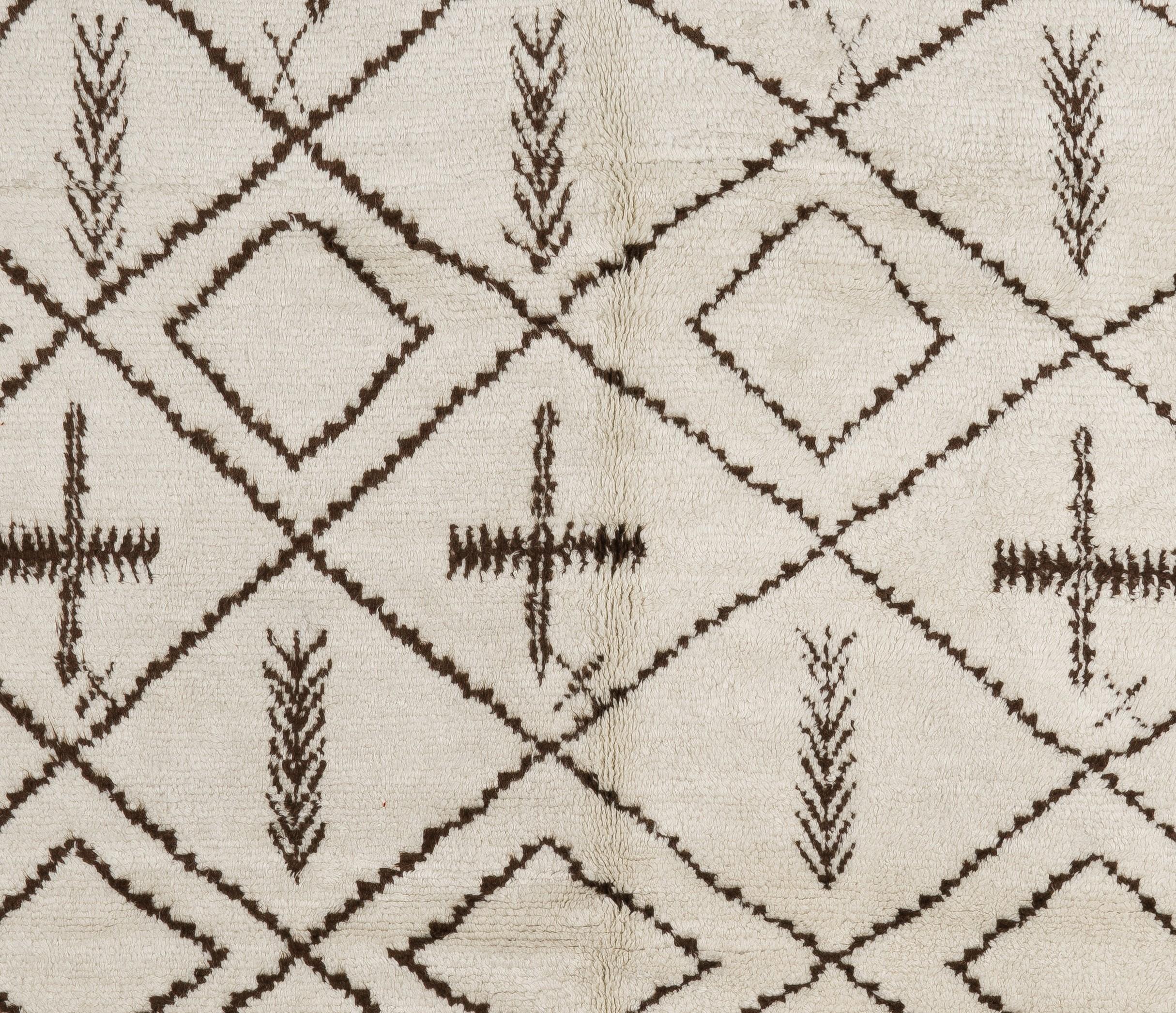 8x10 Ft handgeknüpfter marokkanischer Teppich:: 100% natürliche ungefärbte Wolle:: Custom Ops Avl. im Zustand „Neu“ im Angebot in Philadelphia, PA
