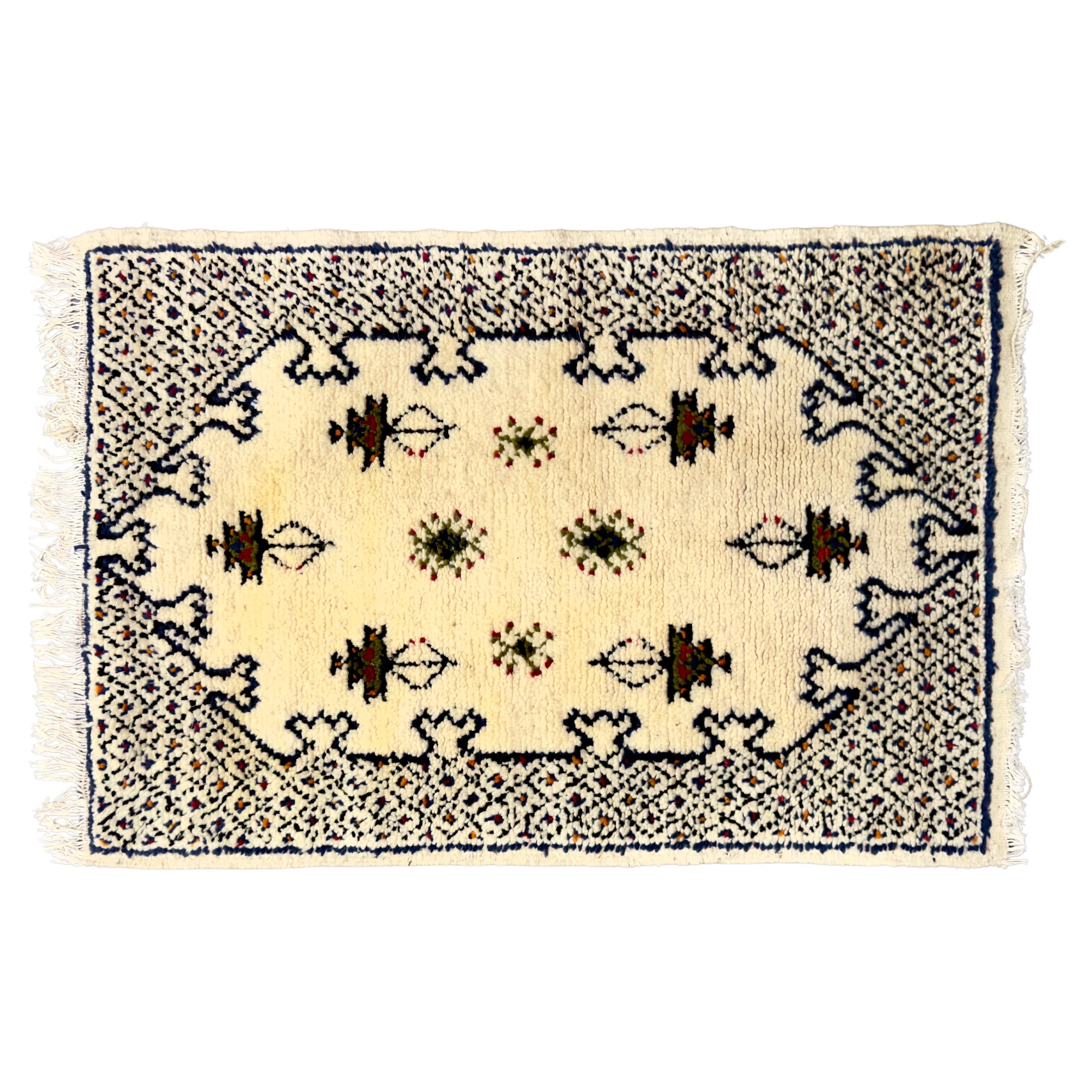 Boho Chic  Moroccan Small White & Black Wool Hand-Woven Rug or Carpet  For Sale