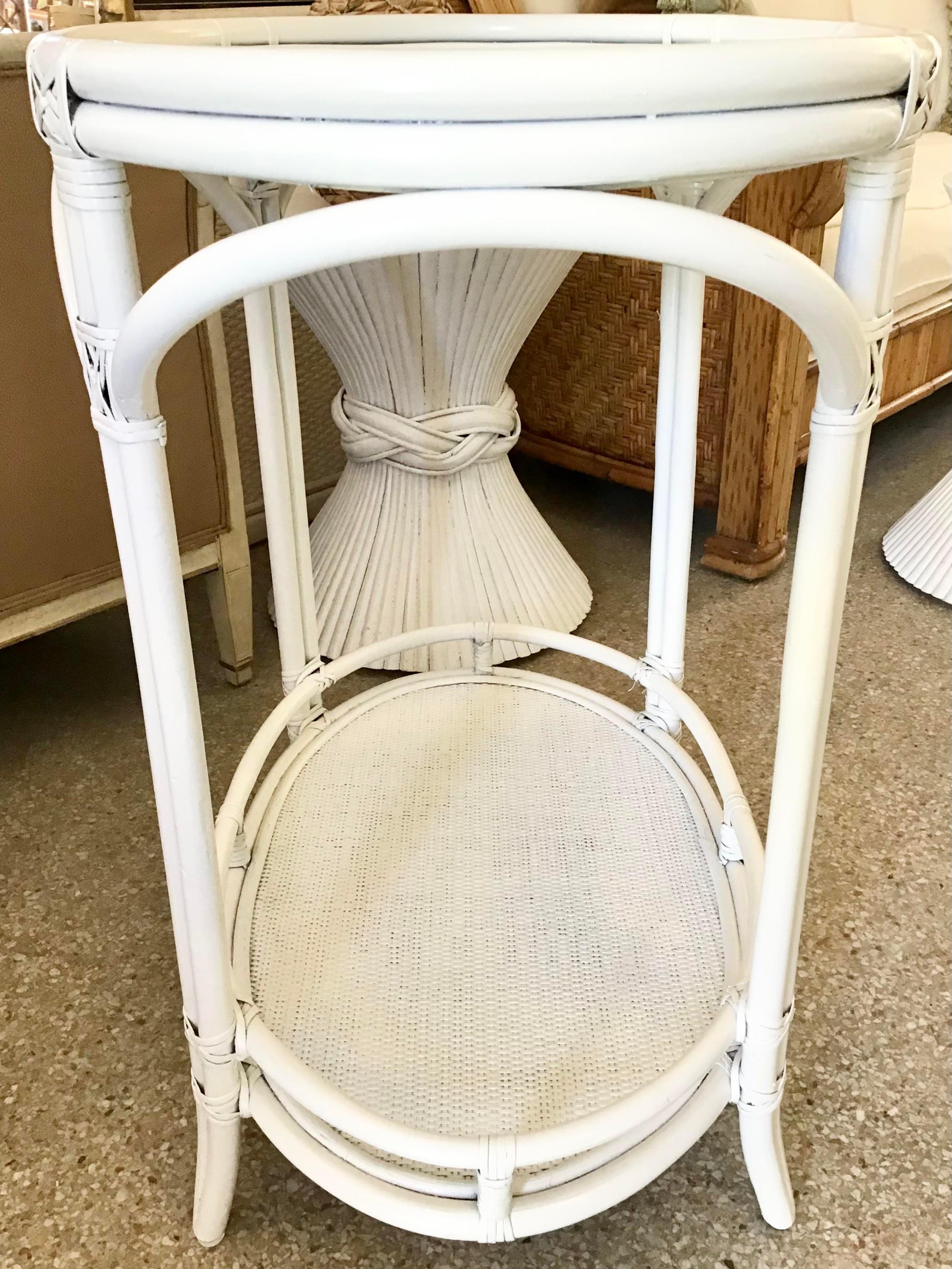 Boho Chic Oval Rattan Bar Table White Lacquer In Good Condition For Sale In Los Angeles, CA