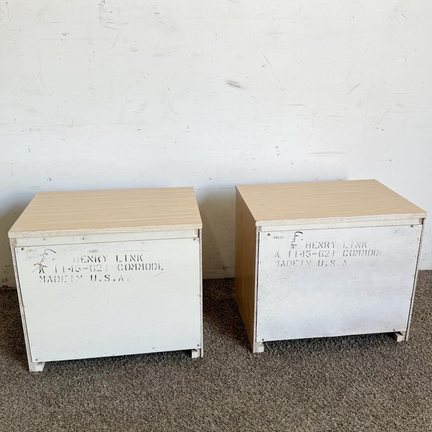 Boho Chic Pencil Reed Henry Link Nightstands by Lexington In Good Condition In Delray Beach, FL