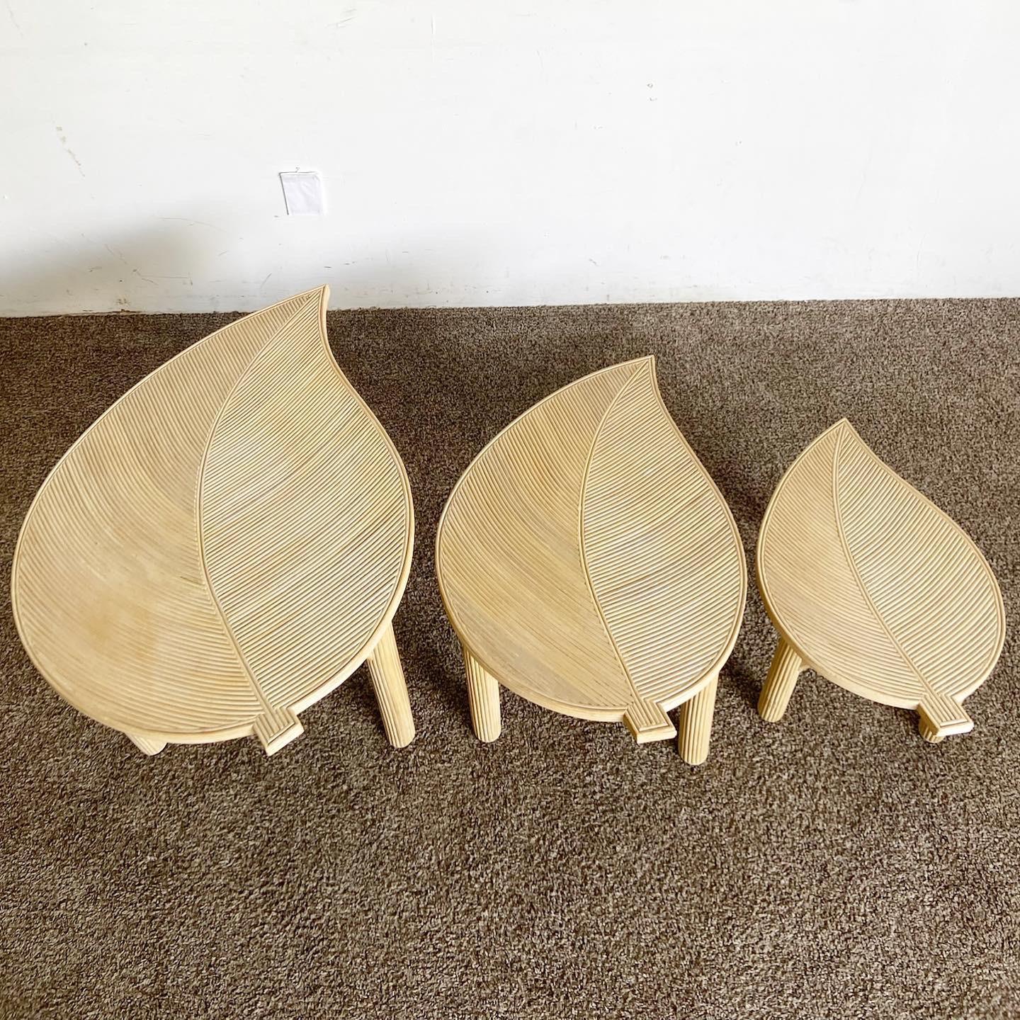 Boho Chic Pencil Reed Leaf Nesting Tables - Set of 3 In Good Condition For Sale In Delray Beach, FL