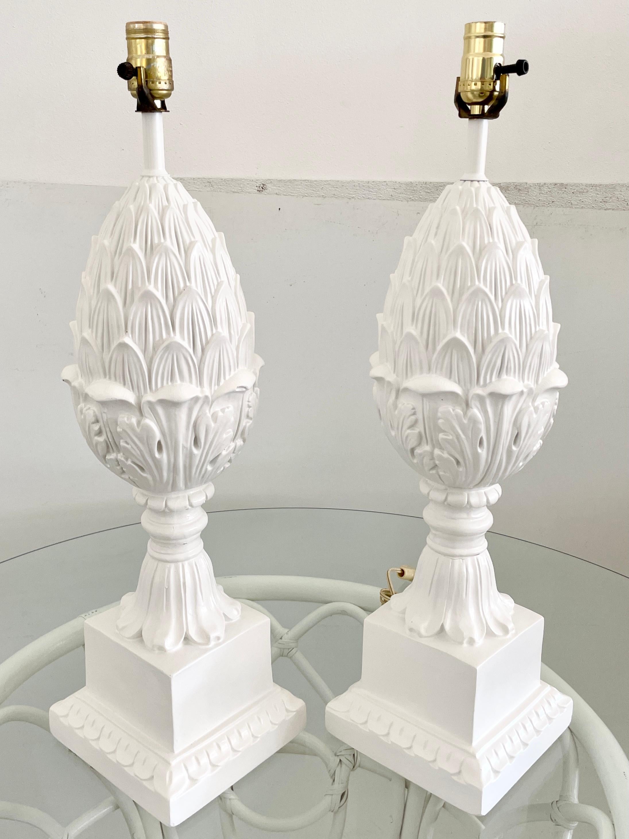 Plâtre Paire de lampes de table ananas Boho Chic en vente
