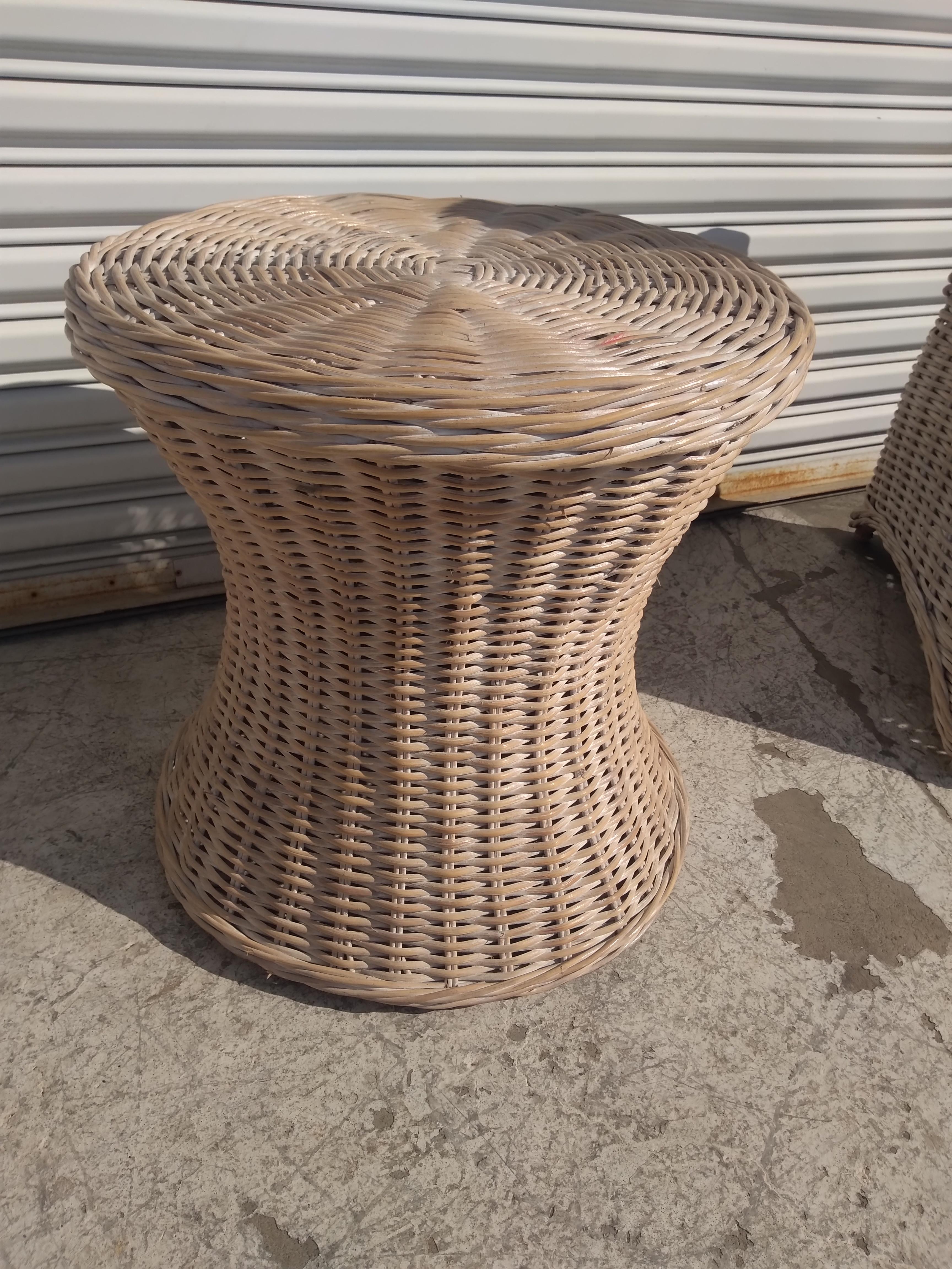 Moderne Table d'appoint/table basse Boho Chic en rotin et bambou en vente