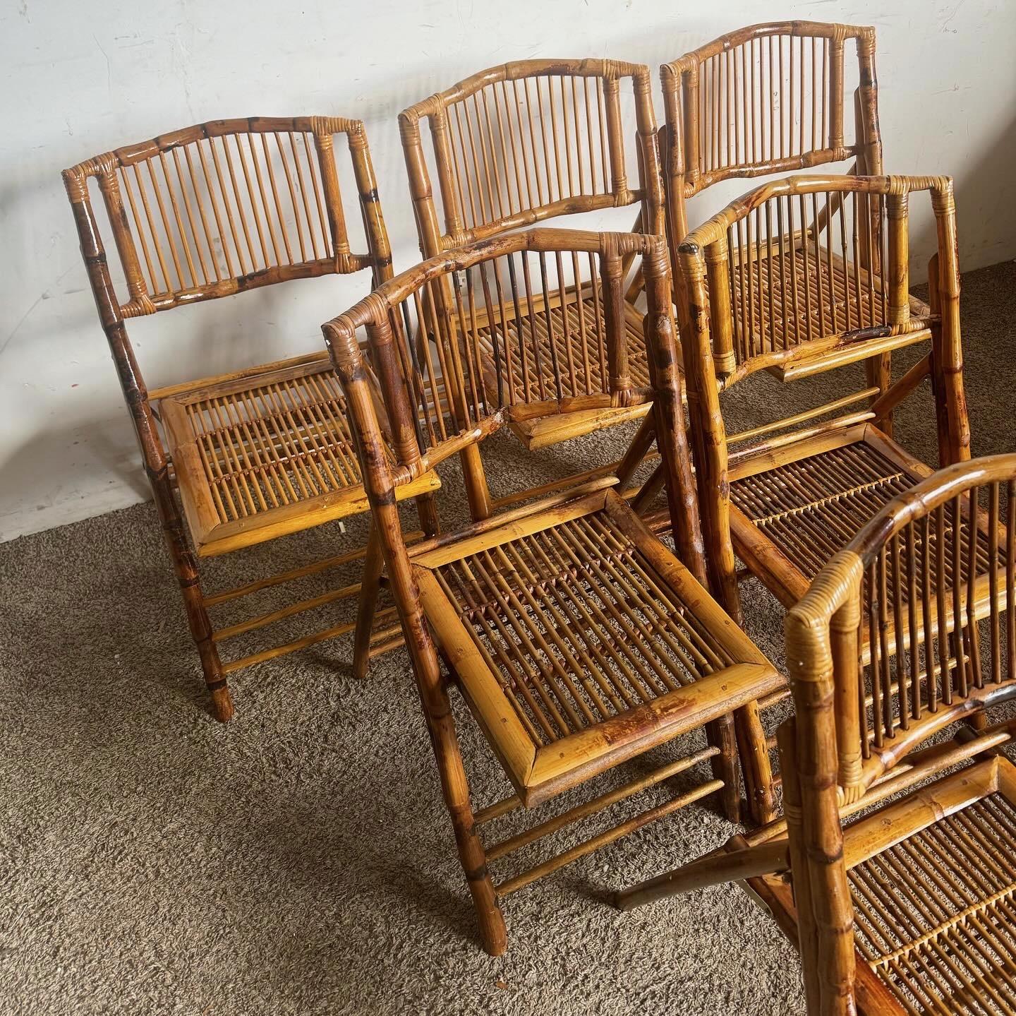 Boho Chic Rattan-Esszimmerstühle mit klappbarer Platte und gebrannter Oberfläche - 6er-Set im Zustand „Gut“ im Angebot in Delray Beach, FL