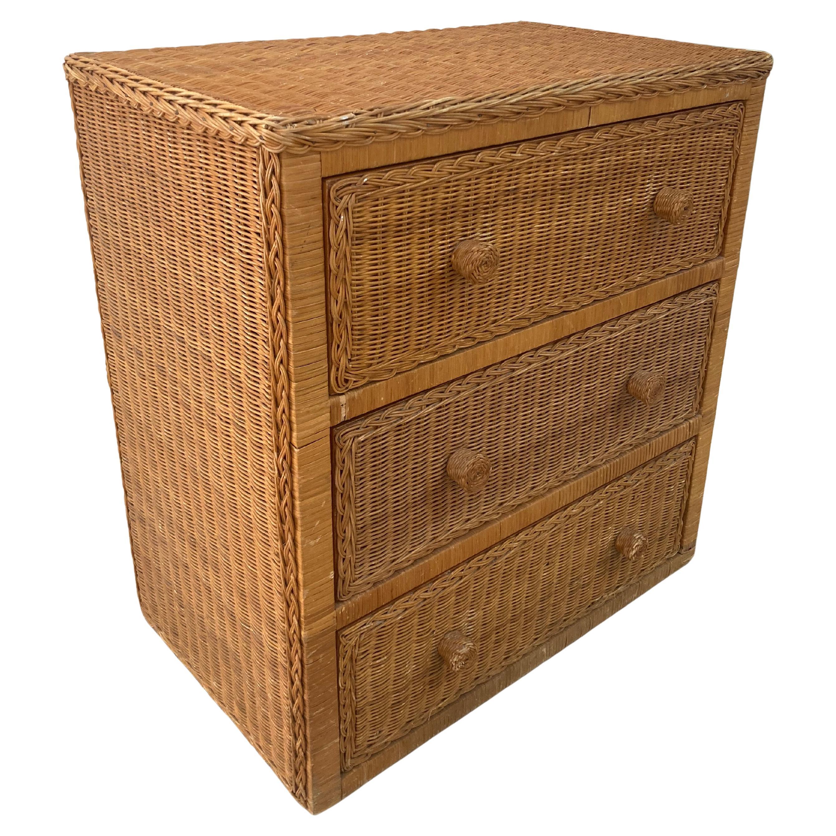 Commode 3 tiroirs en rotin Boho Chic en vente