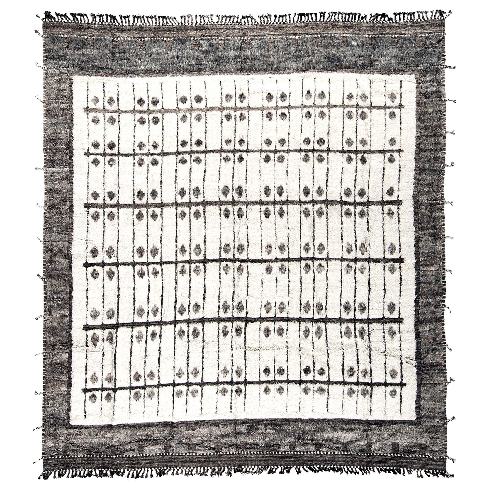 Modern & Trendy Boho Chic Rug from Central Asia. Size: 11 ft 5 in x 12 ft 7 in 