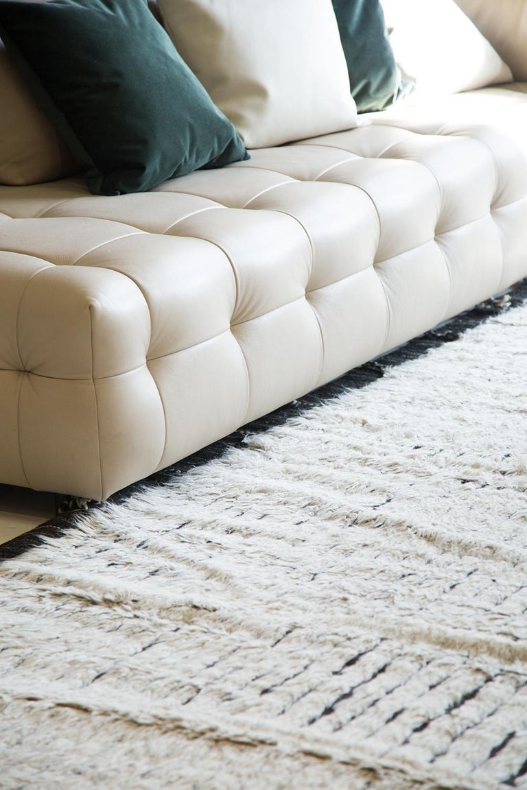Modern and Trendy Boho Chic Rug from Central Asia. Size: 13 ft 8 in x ...