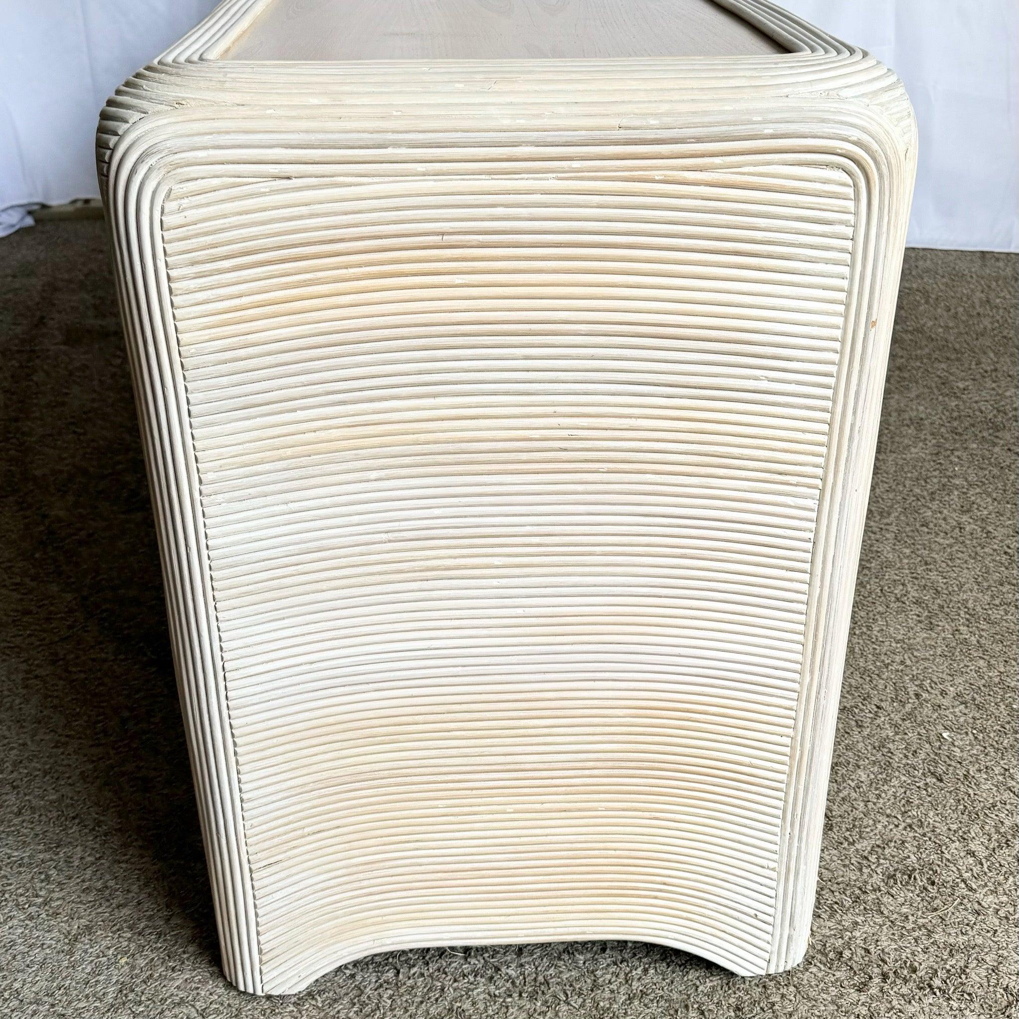 Canna Boho Chic Sculpted Pencil Reed Dresser in vendita
