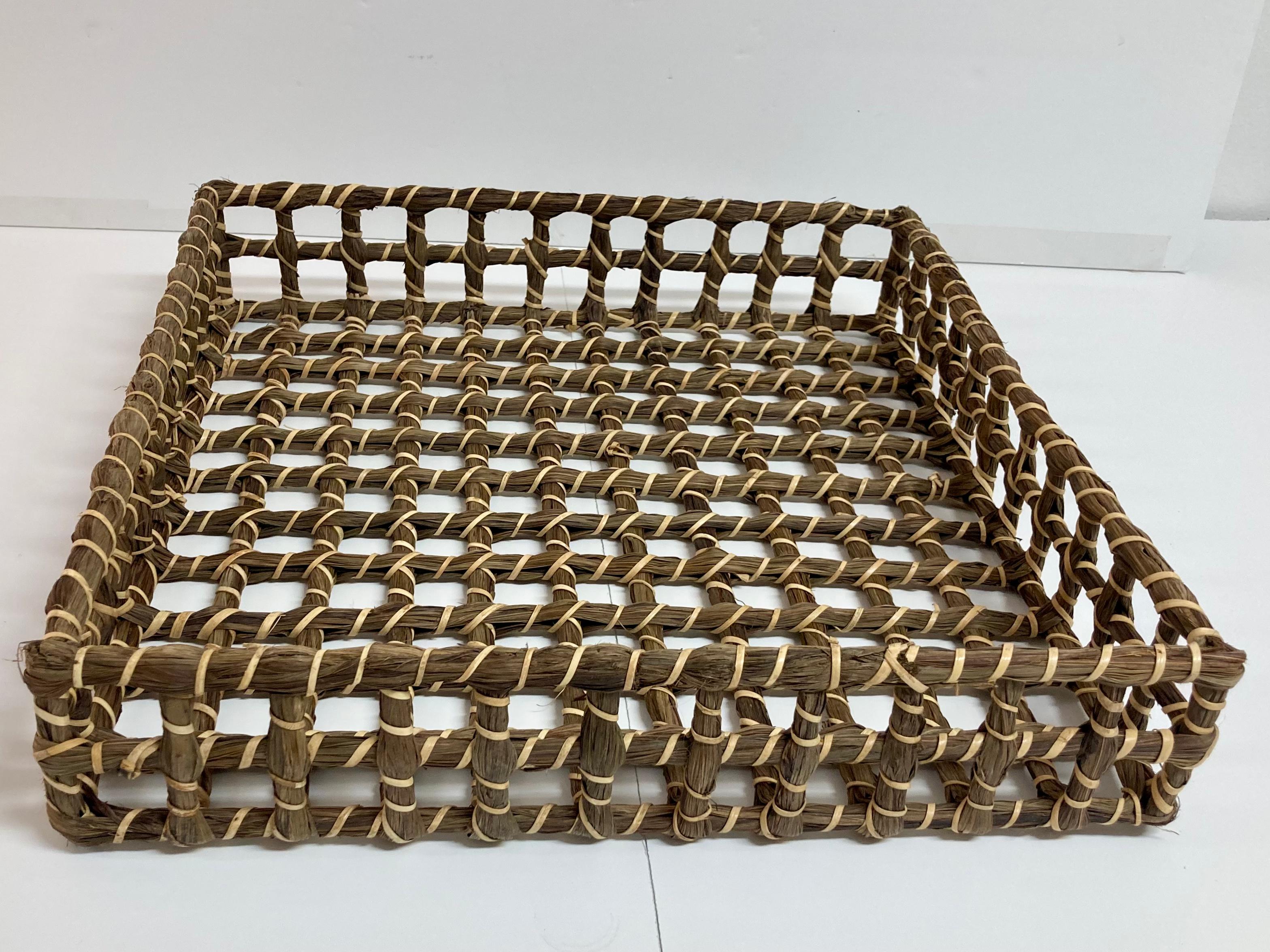 Fabulous Boho Chic serving tray made of woven seagrass and hand knotted details. Nice Modern square shape with open textured frame work. We have a total of 3 available, so see our additional listings. Add some Boho Chic style to your home.
