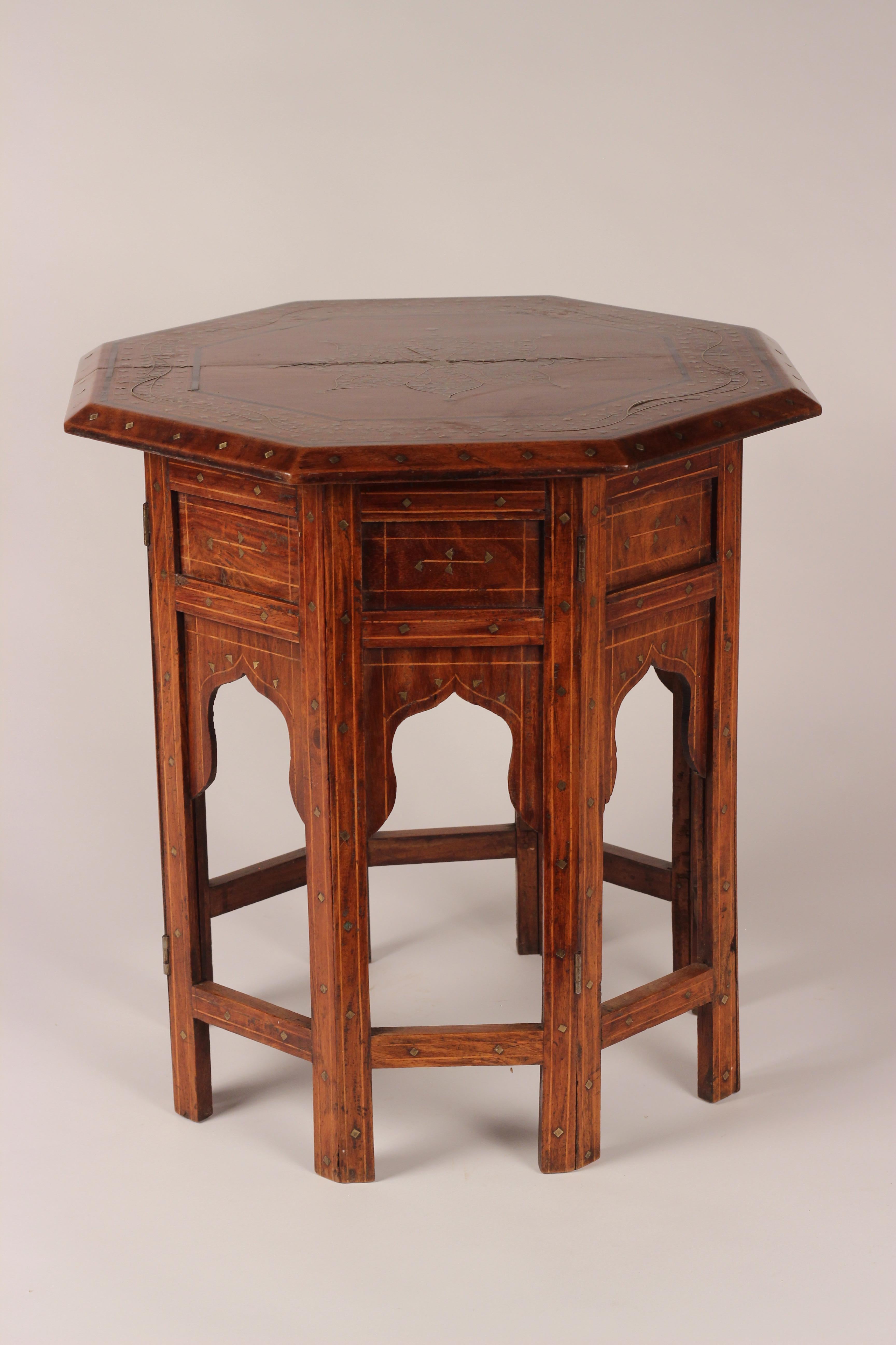 Boho Chic Style Anglo Indian Bombay Rosewood and Brass Inlay Octagonal Table For Sale 4