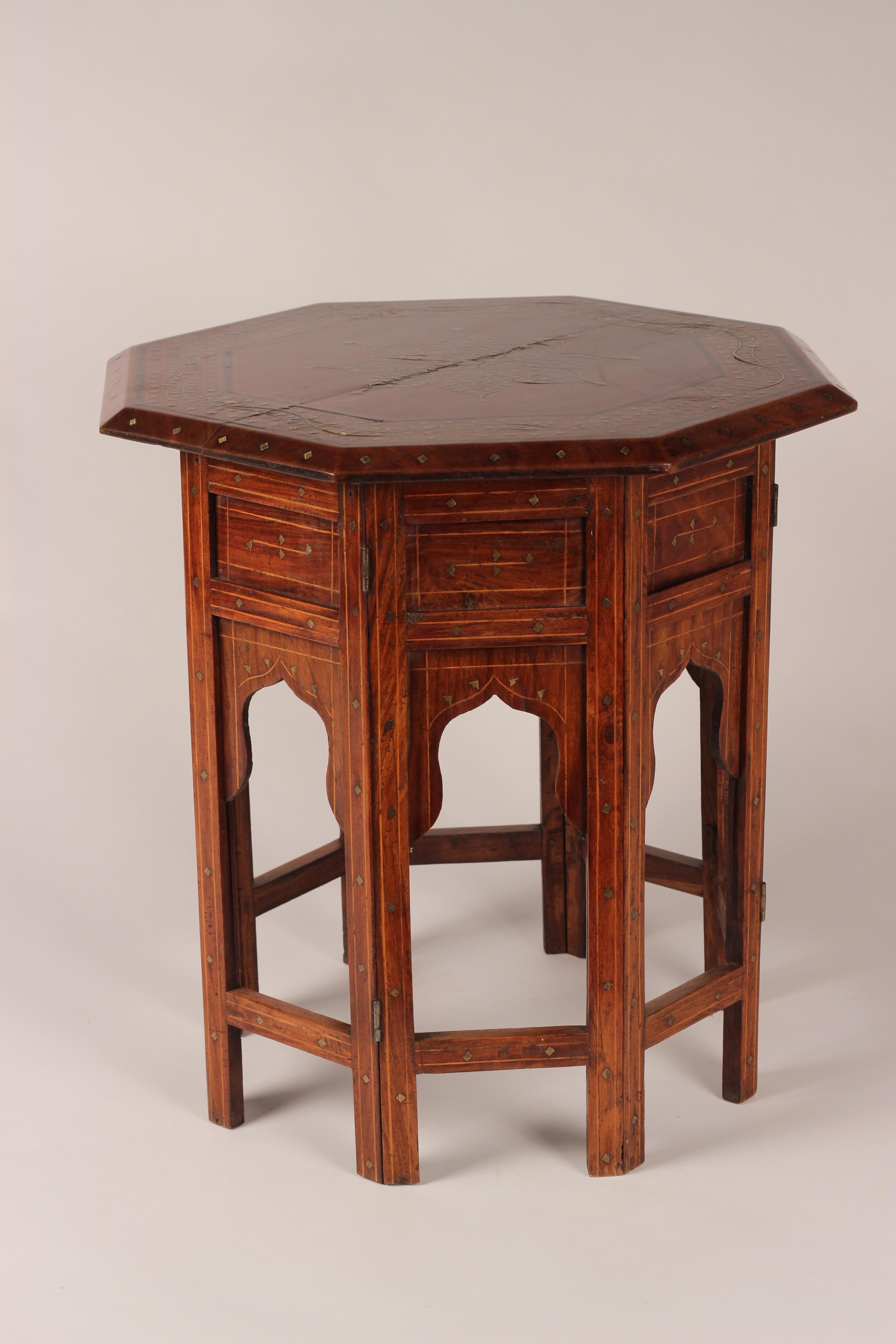 Anglo-Indian Boho Chic Style Anglo Indian Bombay Rosewood and Brass Inlay Octagonal Table For Sale