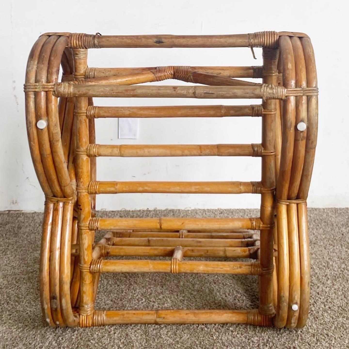 Canapé et chaise bretzel en rotin à trois brins Boho Chic After Frankl -2 Pieces en vente 2