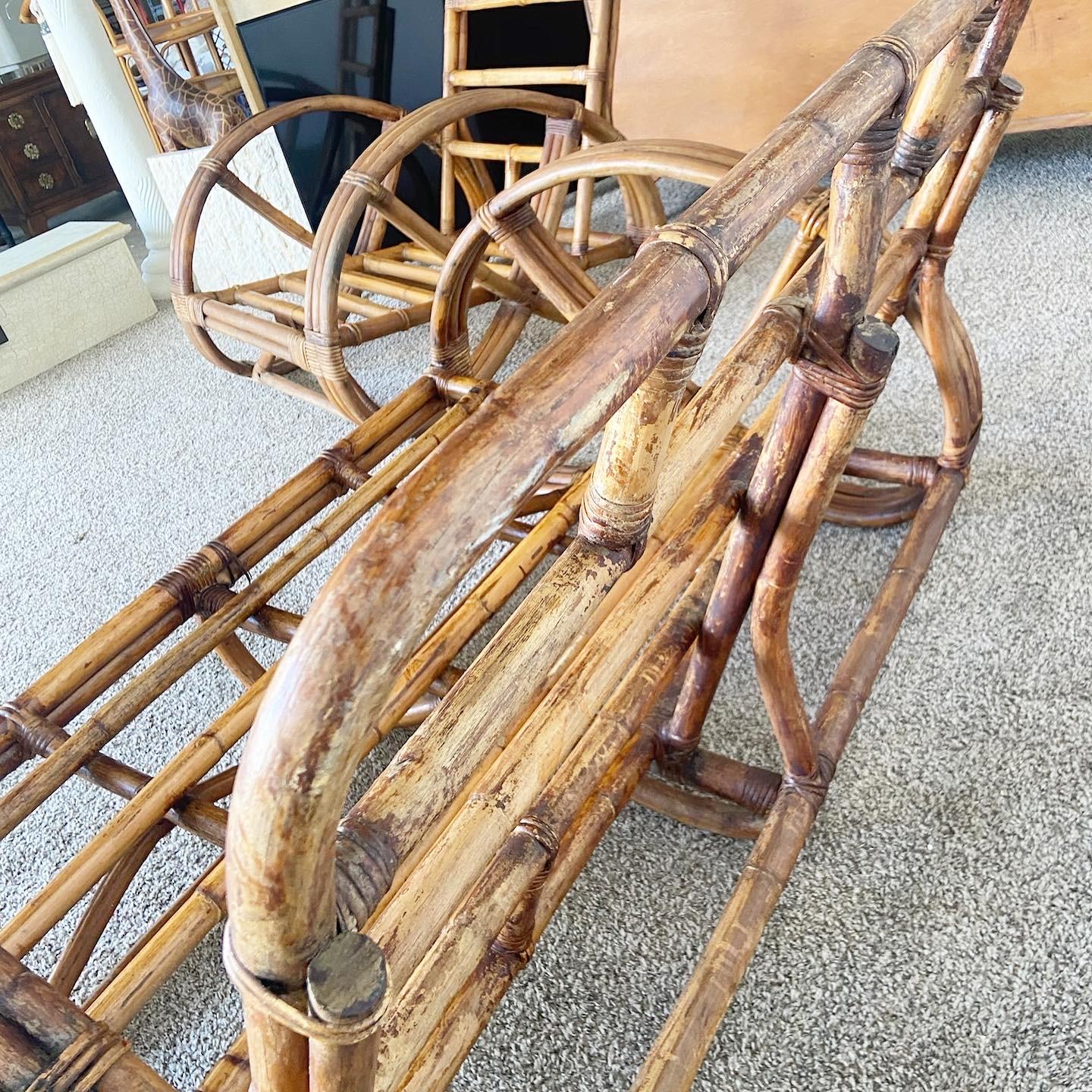 Canapé et chaise bretzel en rotin à trois brins Boho Chic After Frankl -2 Pieces en vente 3