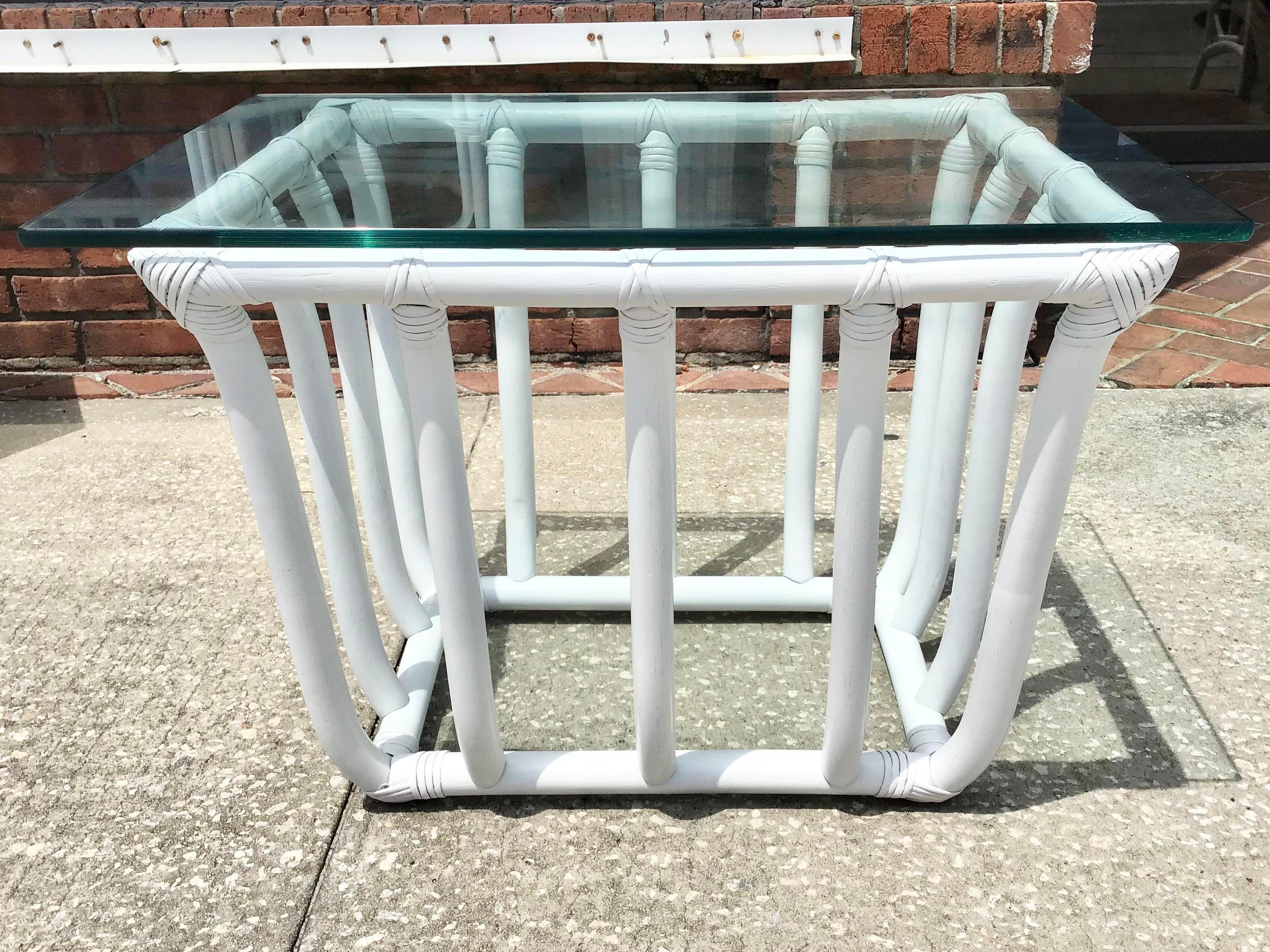 Boho Chic White Rattan Rectangular Side Table In Good Condition For Sale In Los Angeles, CA