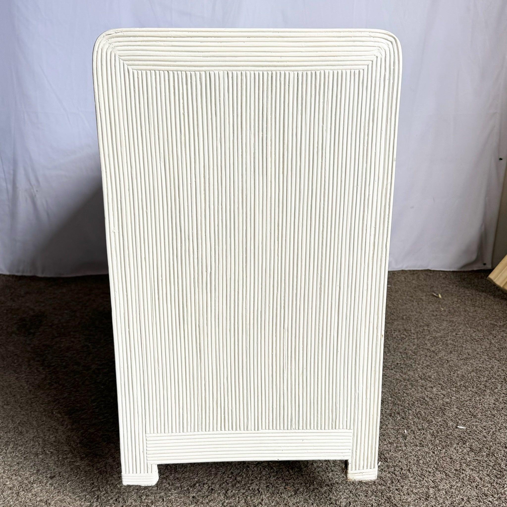 Legno Comò con specchio Boho Chic bianco ondulato a matita in vendita