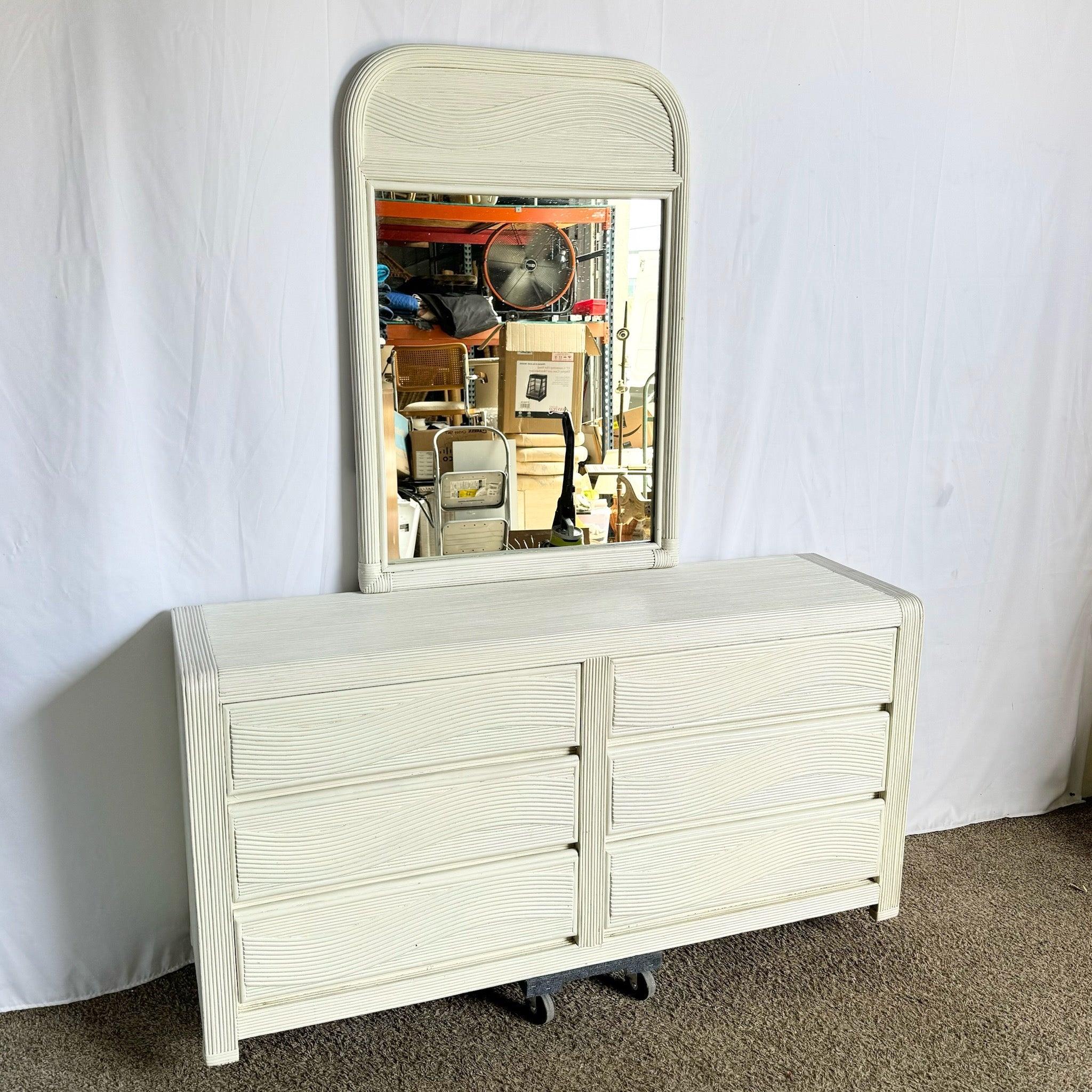 Comò con specchio Boho Chic bianco ondulato a matita in vendita 3
