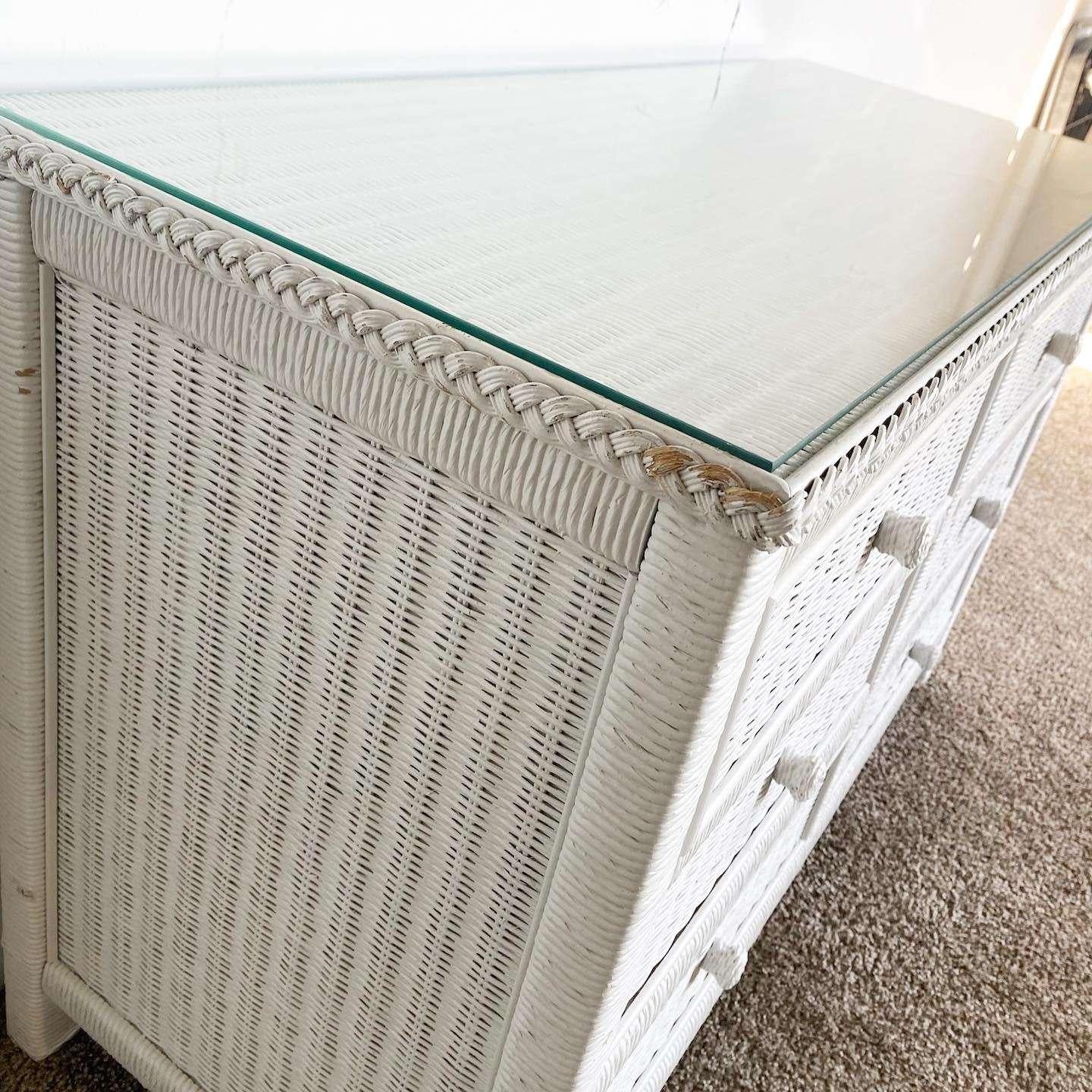 Boho Chic White Wicker and Rattan Dresser by Henry Link In Good Condition In Delray Beach, FL