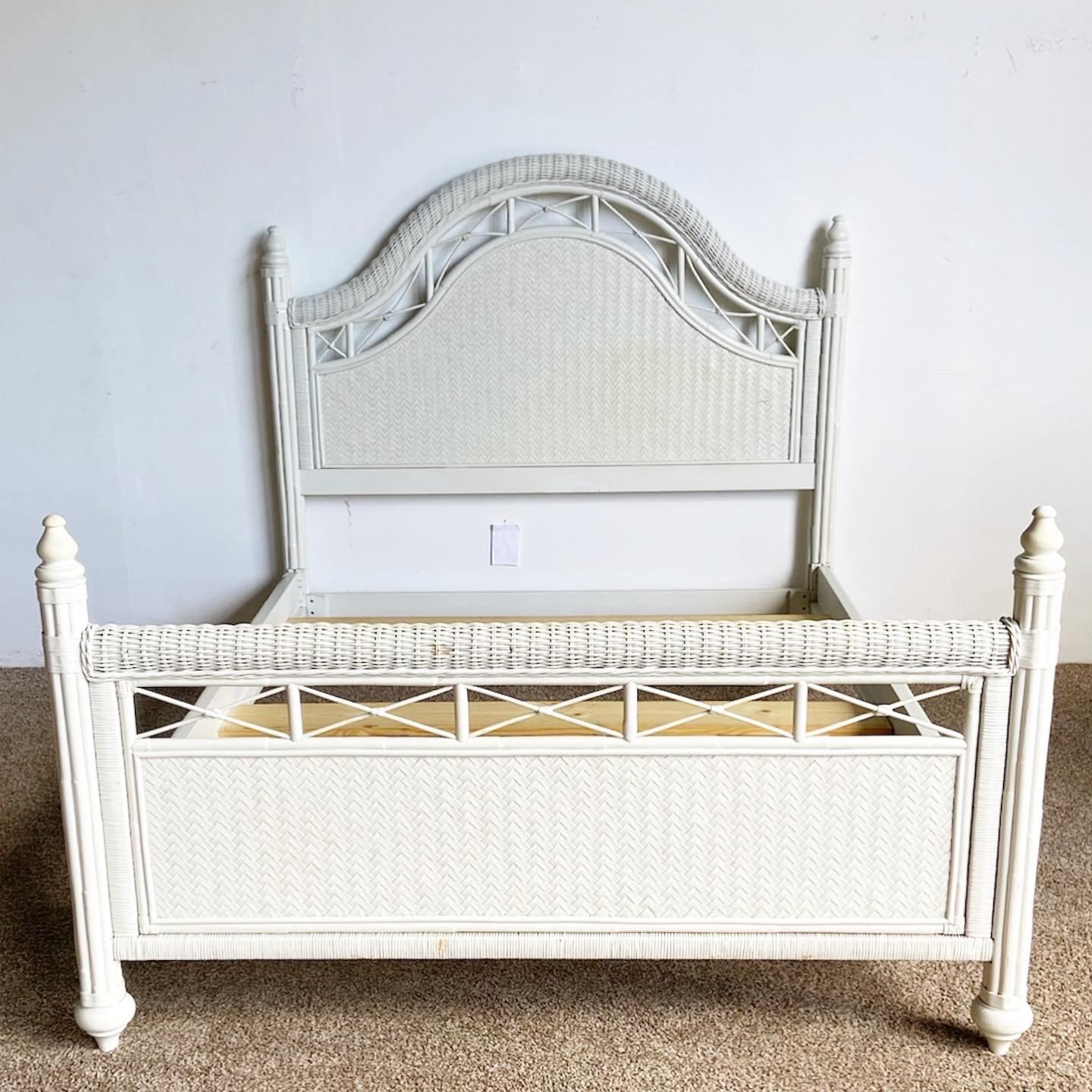 Boho Chic White Wicker Bamboo Rattan and Herringbone Queen Size Bed Frame In Good Condition In Delray Beach, FL