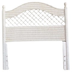 Tête de lit en osier blanc style Boho Chic par Henry Link