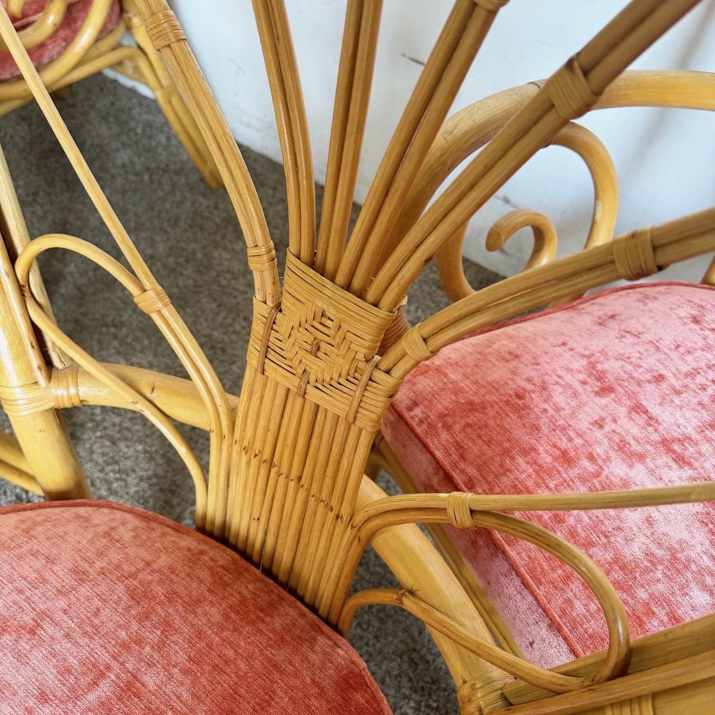 Boho Chic Wicker-Rattan-Sessel mit Ballonrückenlehne und Wirbel-Sesseln - 4er-Set (Ende des 20. Jahrhunderts) im Angebot
