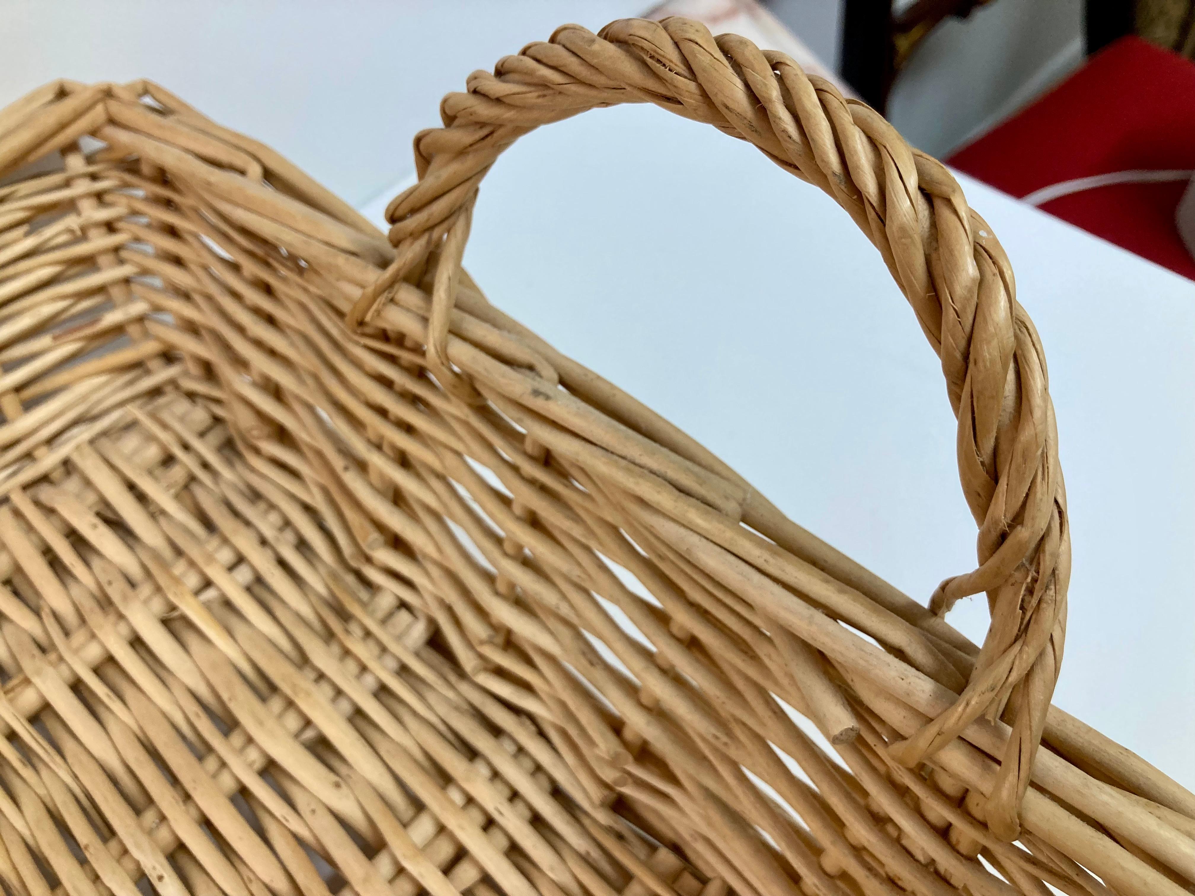 Boho Chic Tablett aus Weide im Angebot 3
