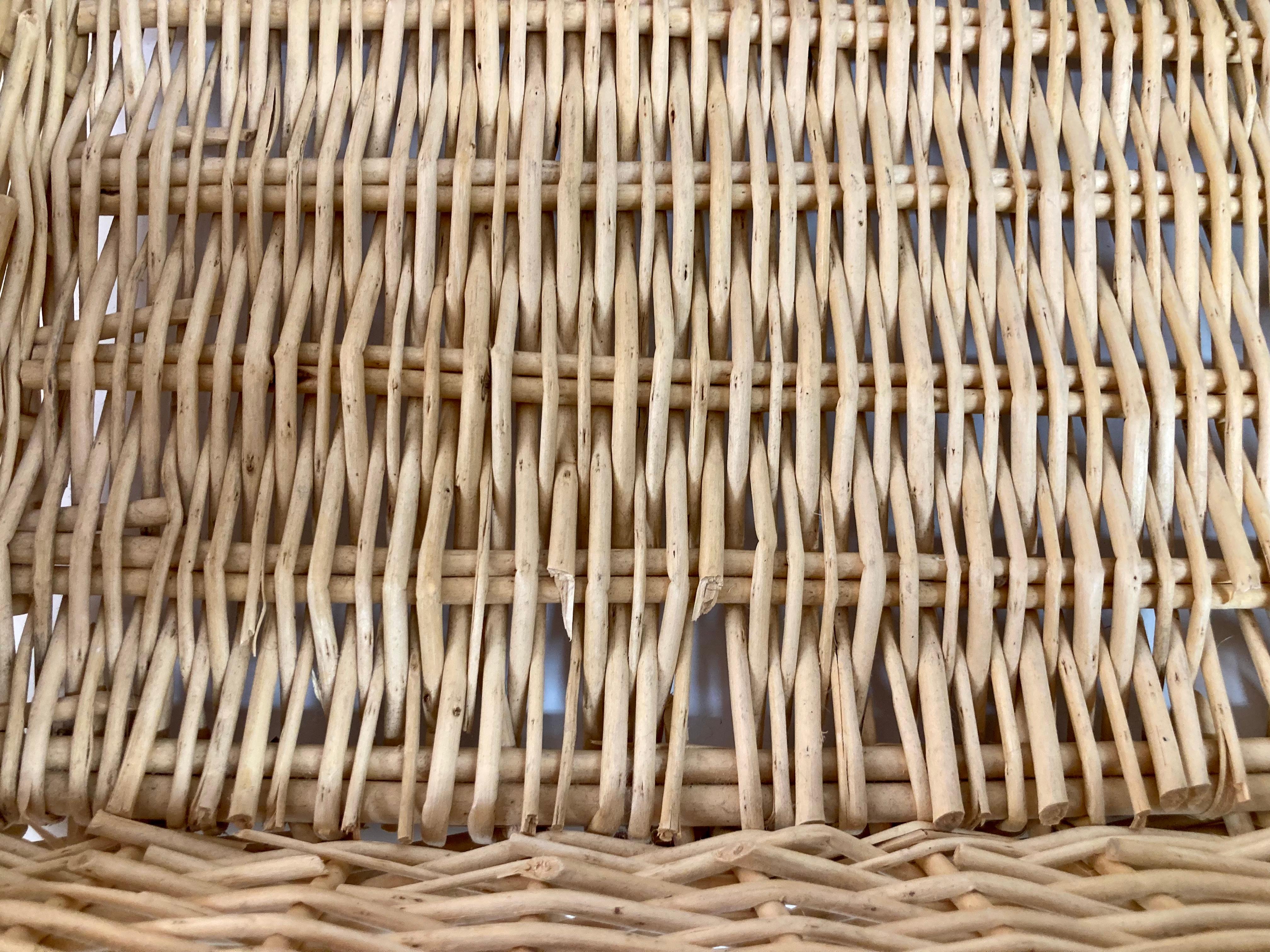 Boho Chic Tablett aus Weide im Angebot 4