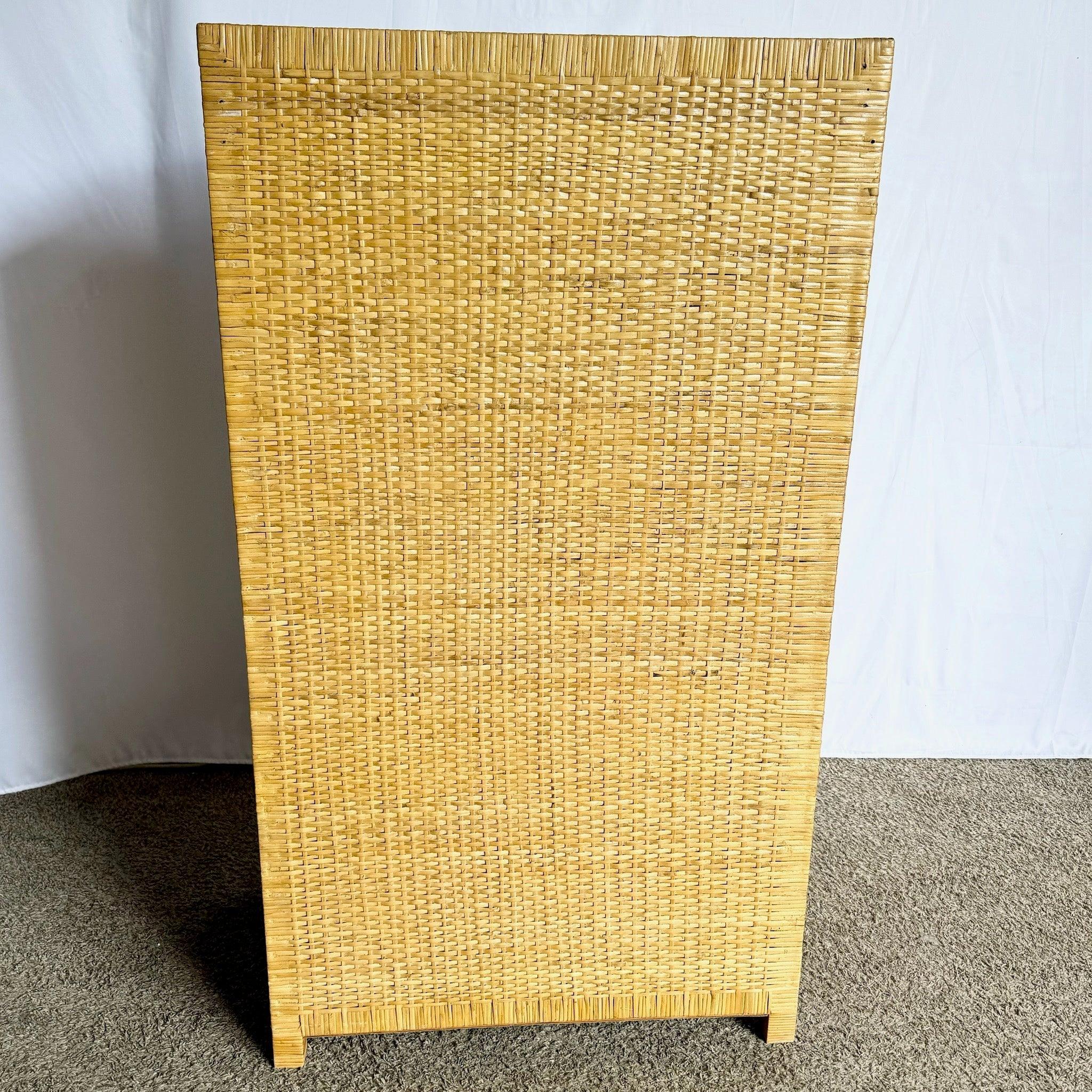 Fine XX secolo Boho Chic Wicker Wrapped Highboy Dresser - 6 Drawers in vendita