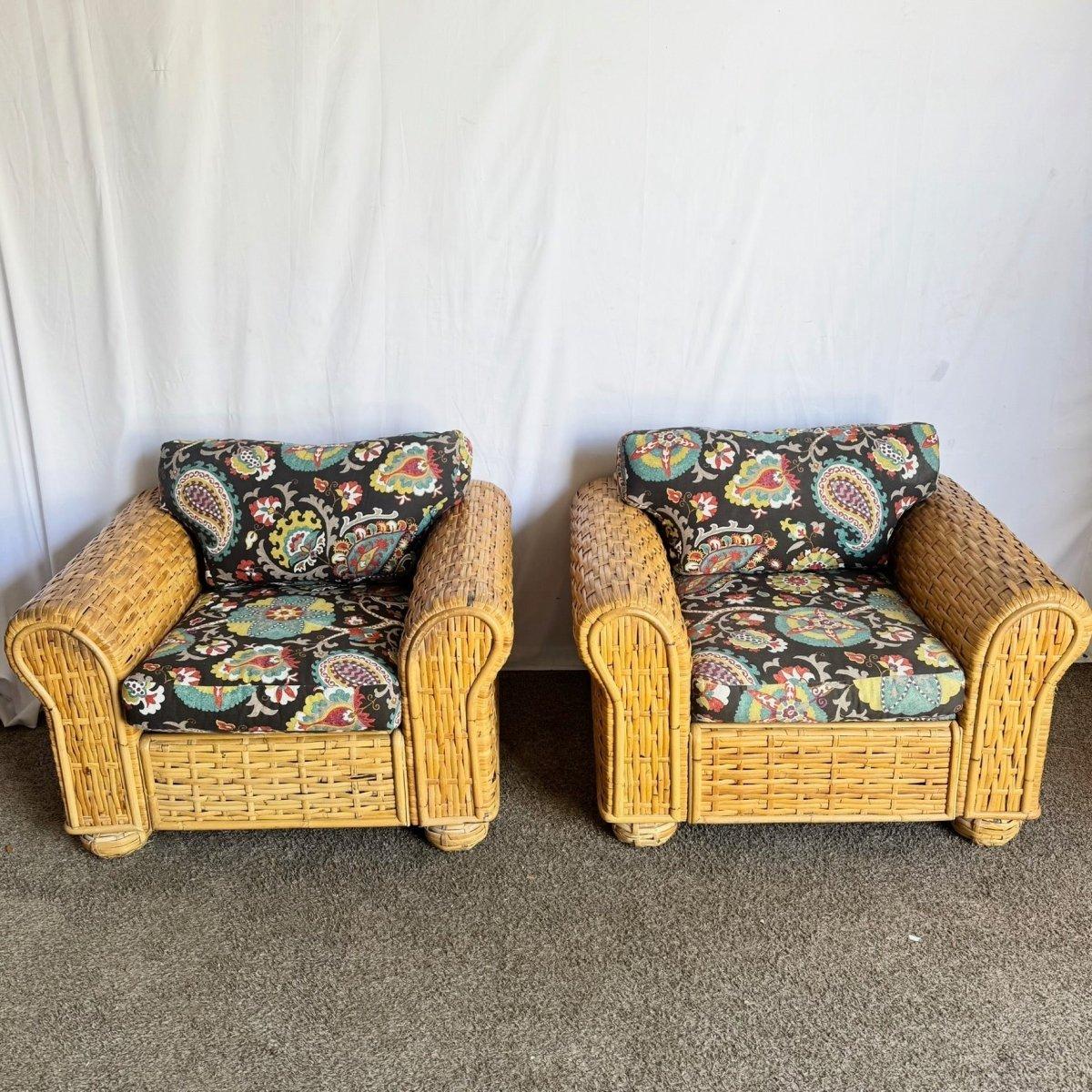 Las tumbonas vintage de ratán tejido Ralph Lauren combinan el encanto costero de los diseñadores y la artesanía para crear lujosos interiores tropicales.
 

 Vendemos artículos tal y como se adquieren, sin restaurar ni reparar. Las piezas antiguas