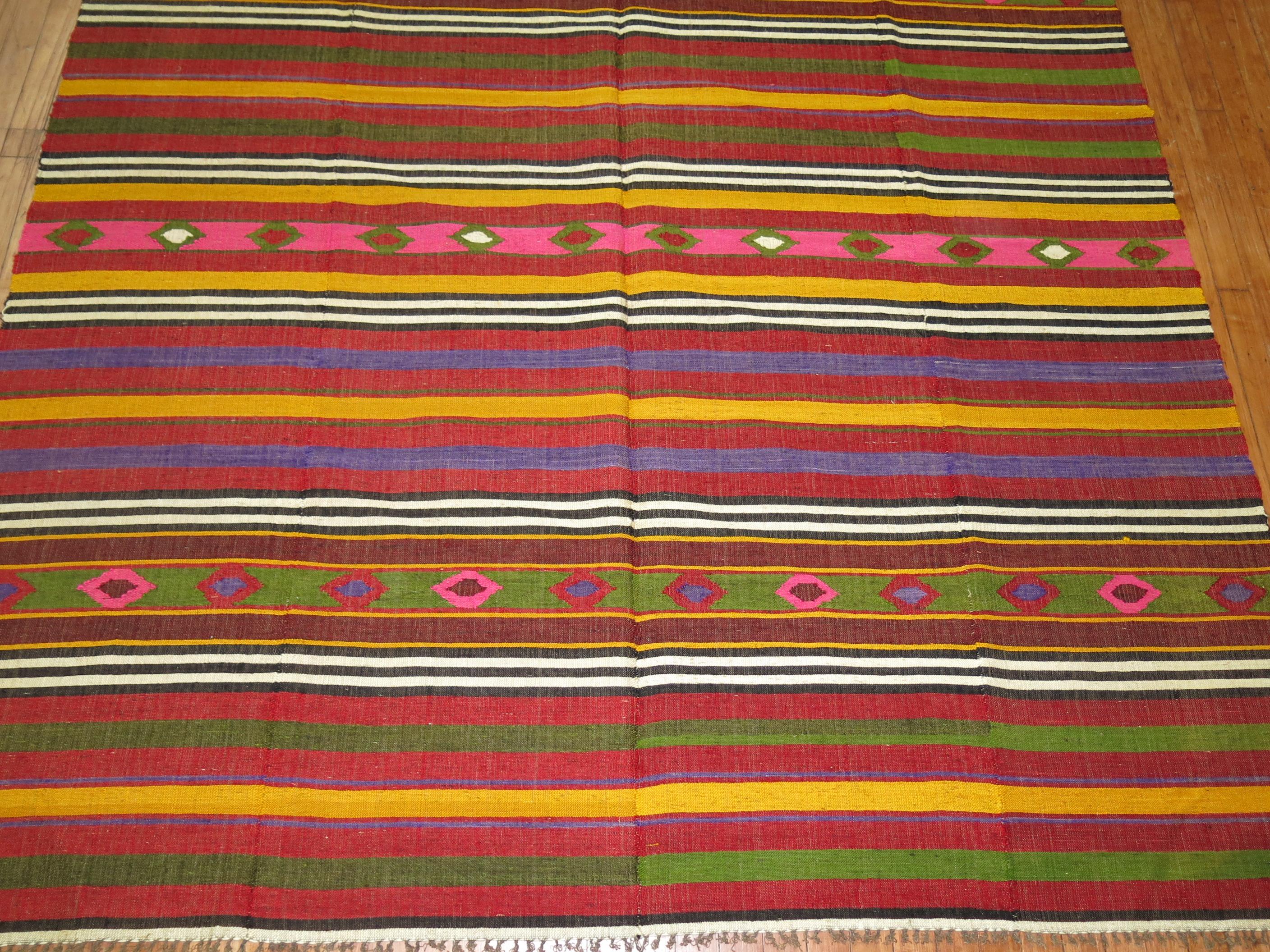 Türkischer Boho-Kelim des 20. Jahrhunderts, farbenfroher (Böhmisch) im Angebot