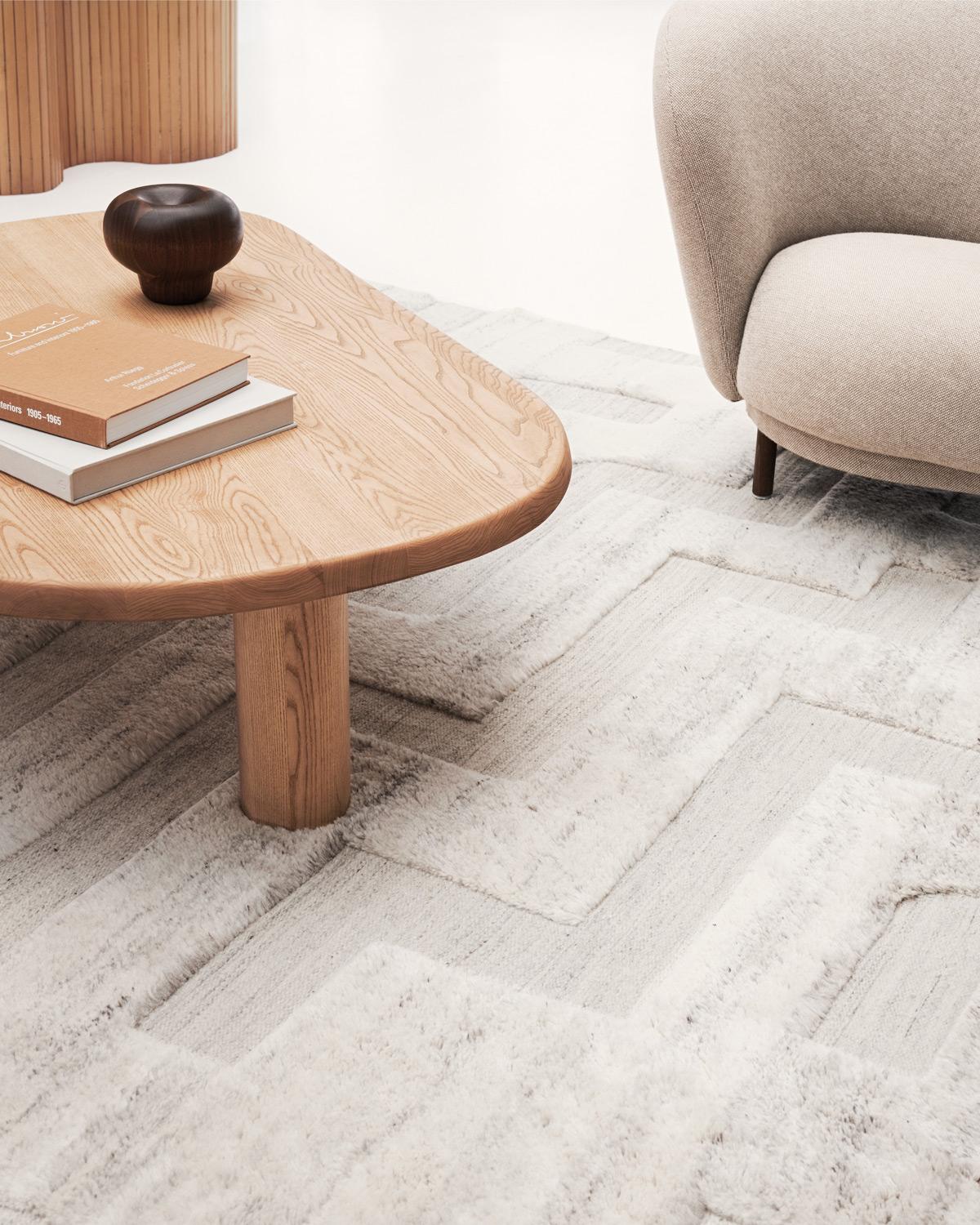 A bohemian Minimalist design, where ancient textures meet modern lines. Textured to the eye, yet soft to touch. The geometric pattern is inspired by the limestone steps of the grand stairs to historic Stockholm buildings.

With an all-natural,