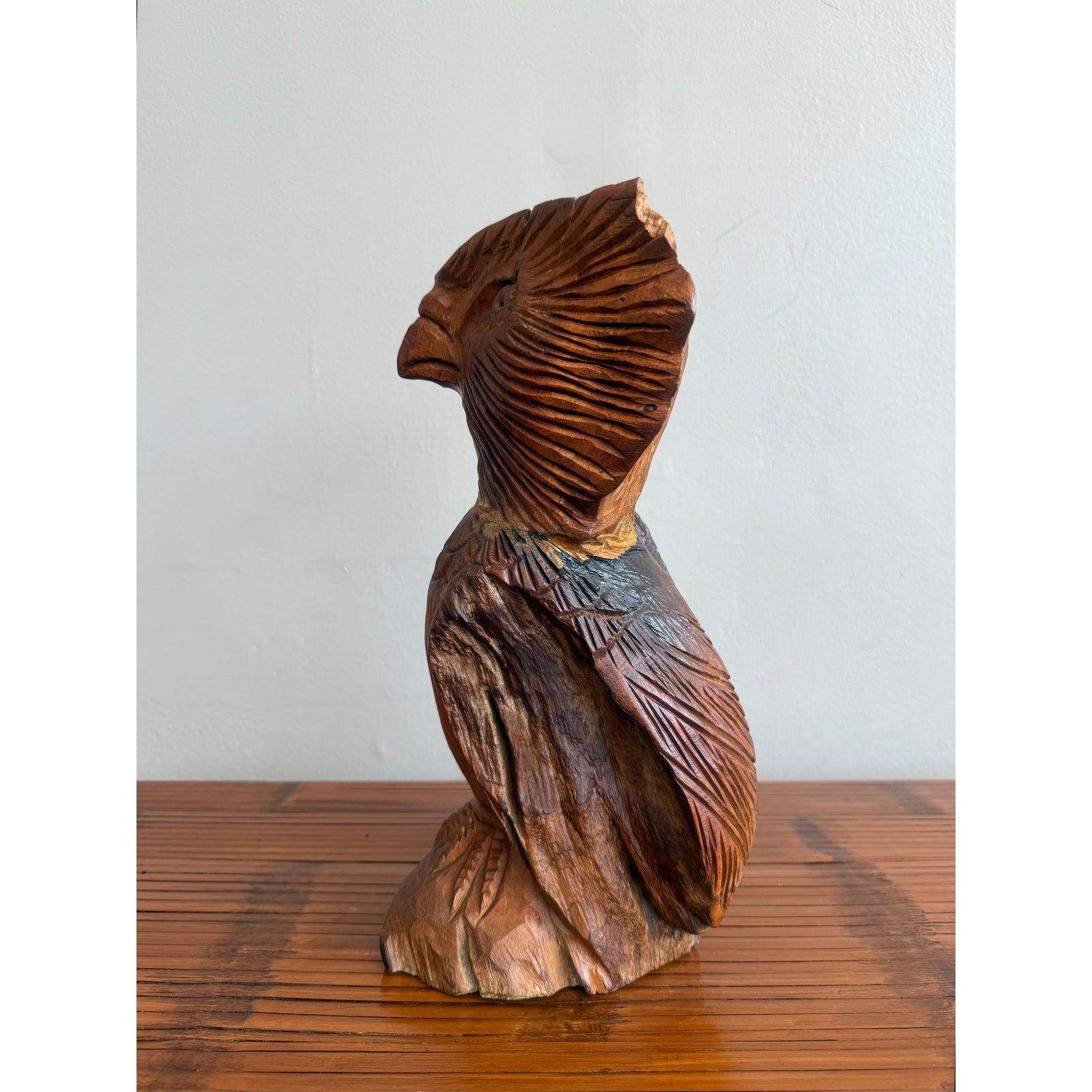 Américain Sculpture Boho en bois, sculptée à la main, représentant un hibou en vente