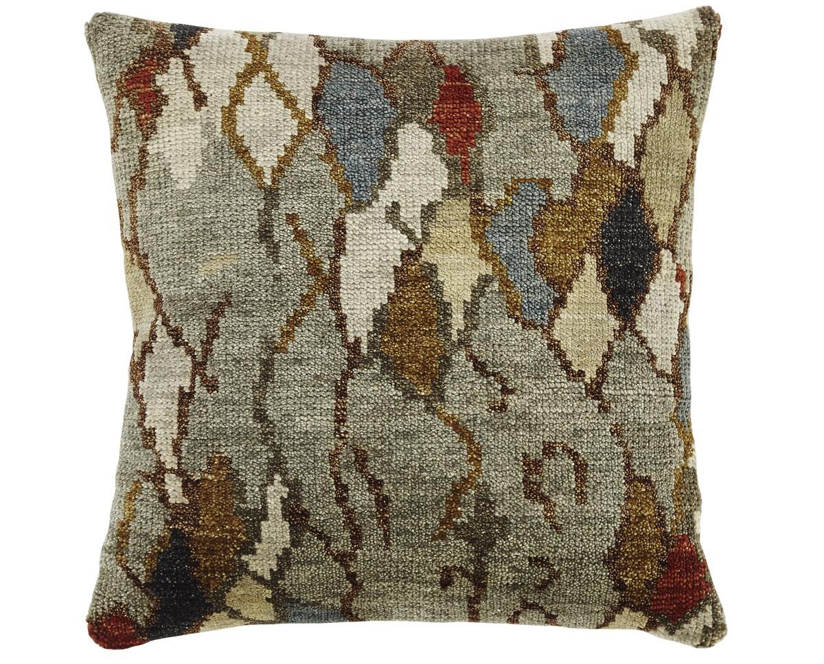 This new accent pillow of east-meets-west design aesthetic showcases a geometrical design with predominant Boho Linen gray color. 

Hand-made, using either 100% premium wool.

This pillow measure: 22