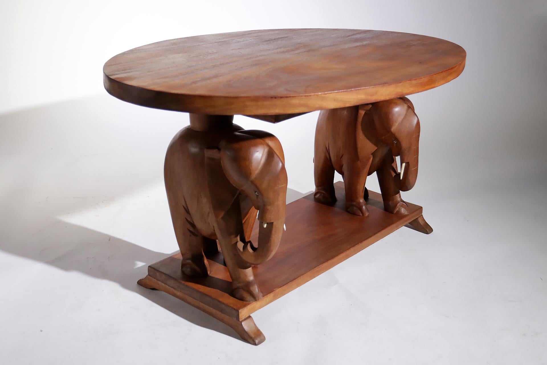 Boho Midcentury Elephant Teak Coffee Table, 1960 In Good Condition In Boven Leeuwen, NL