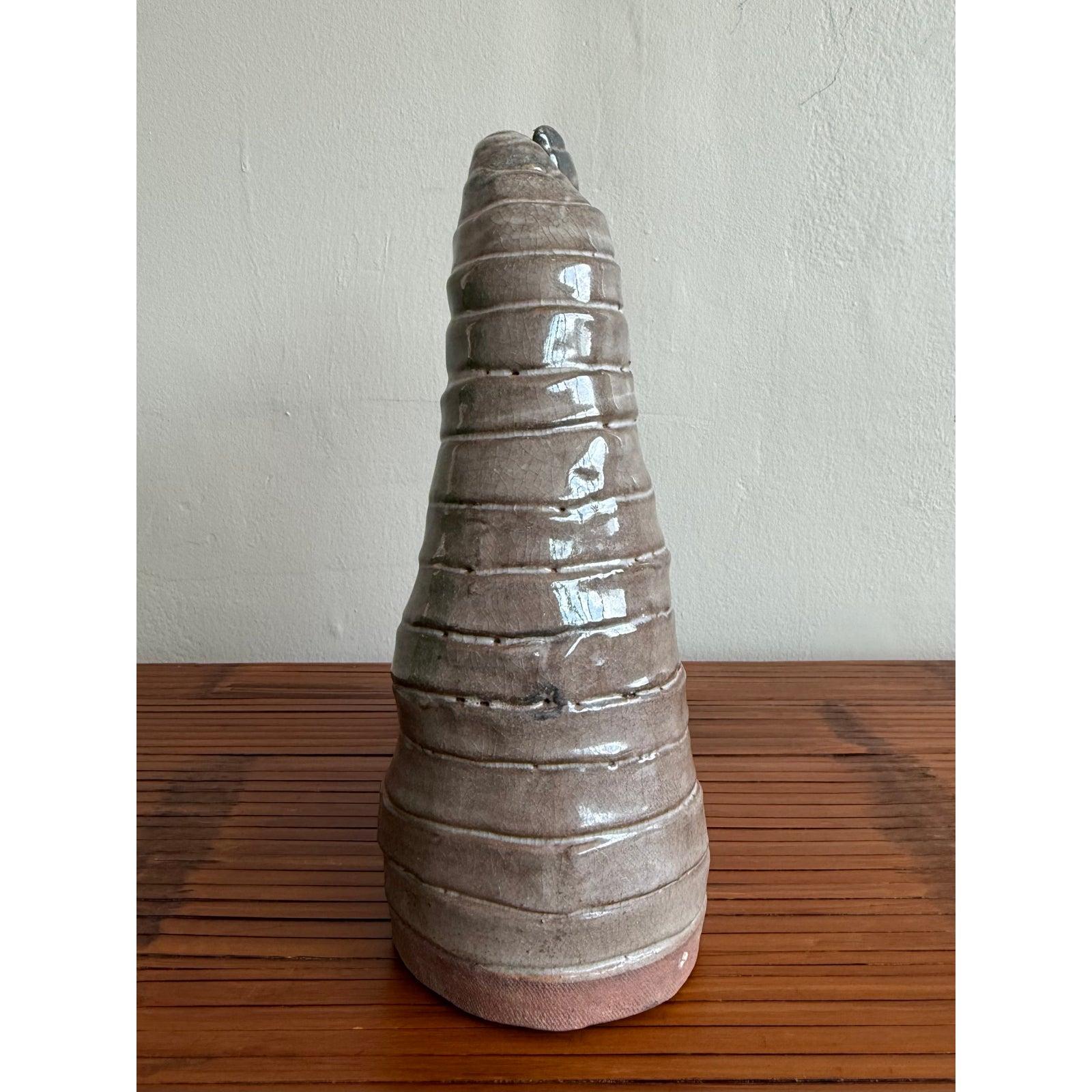 Boho Bio Moderne Keramik Skulptur im Zustand „Gut“ im Angebot in West Palm Beach, FL