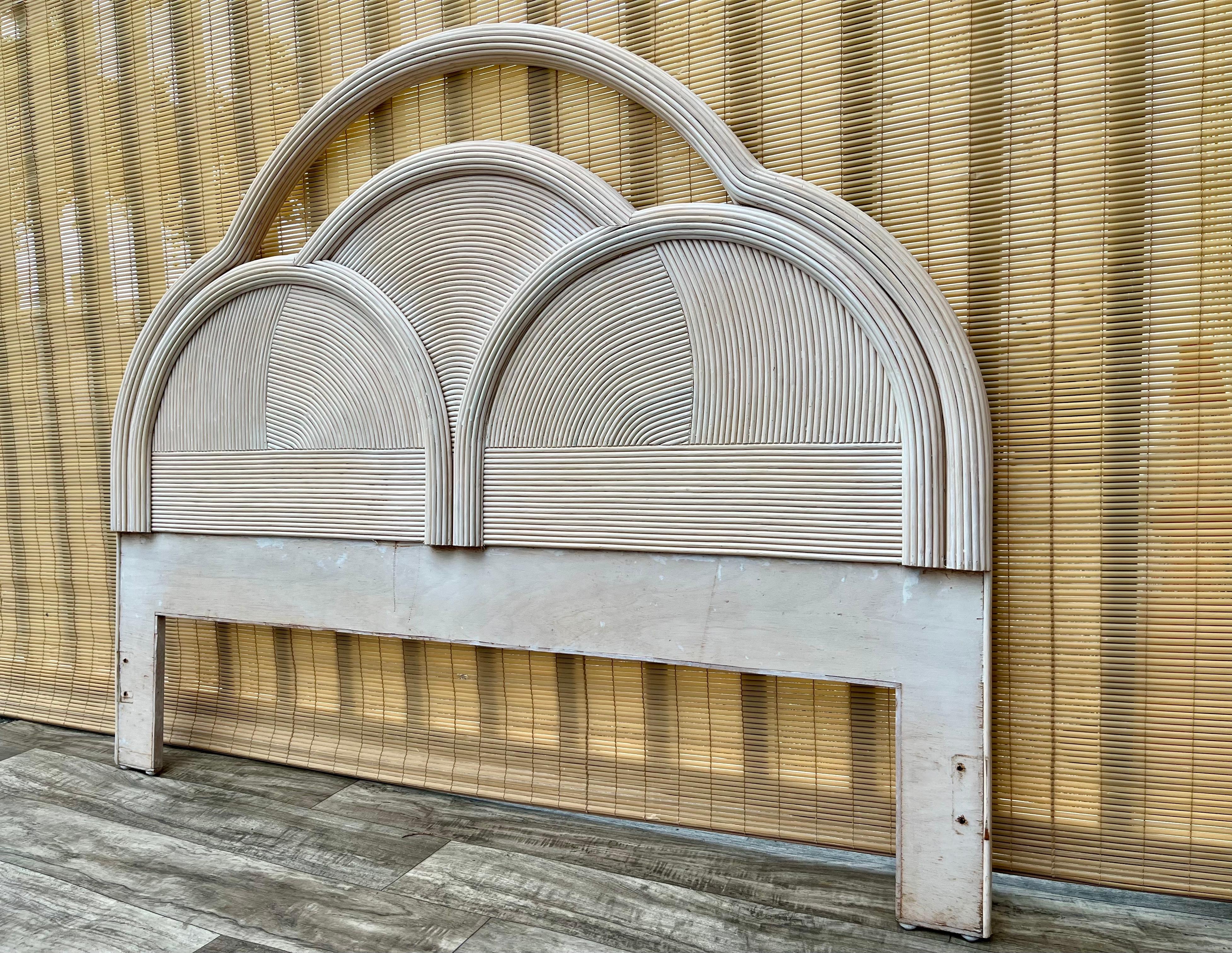 Boho Pencil Reed Queen Size Headboard in the Gabriella Crespi Manner. C.1980s In Good Condition For Sale In Miami, FL
