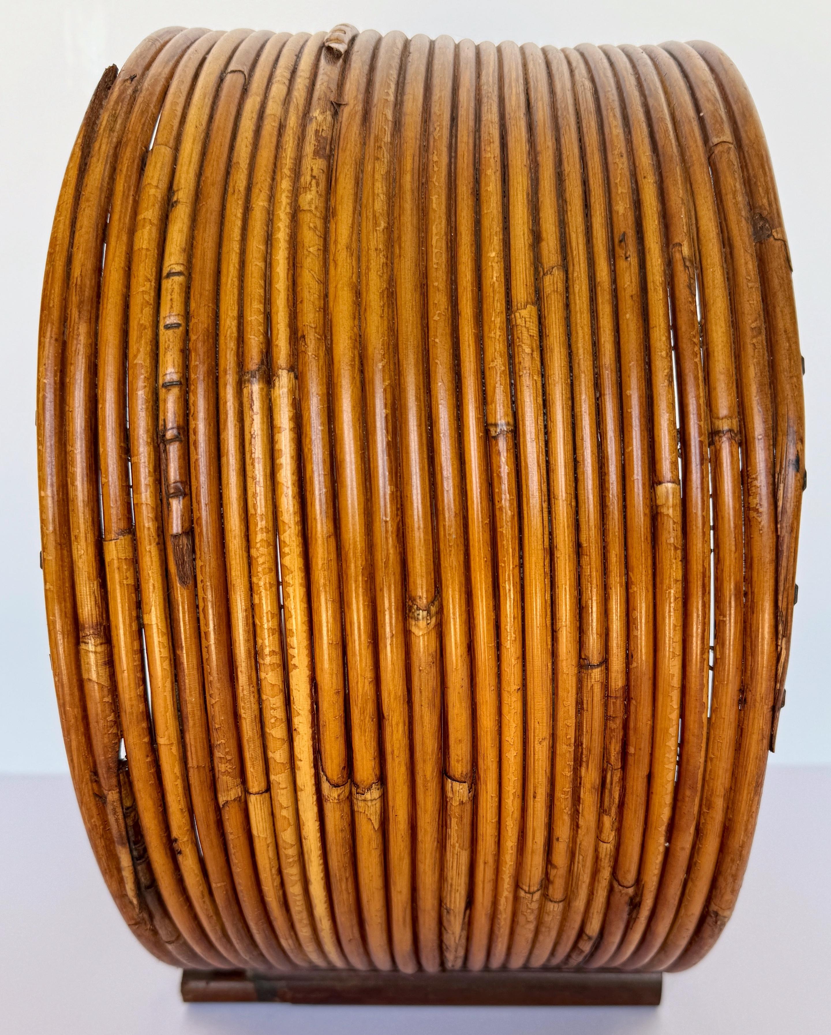 Boho Rattan  Circular Porthole 6 Bottle Wine Caddy/ Rack In Good Condition For Sale In West Palm Beach, FL