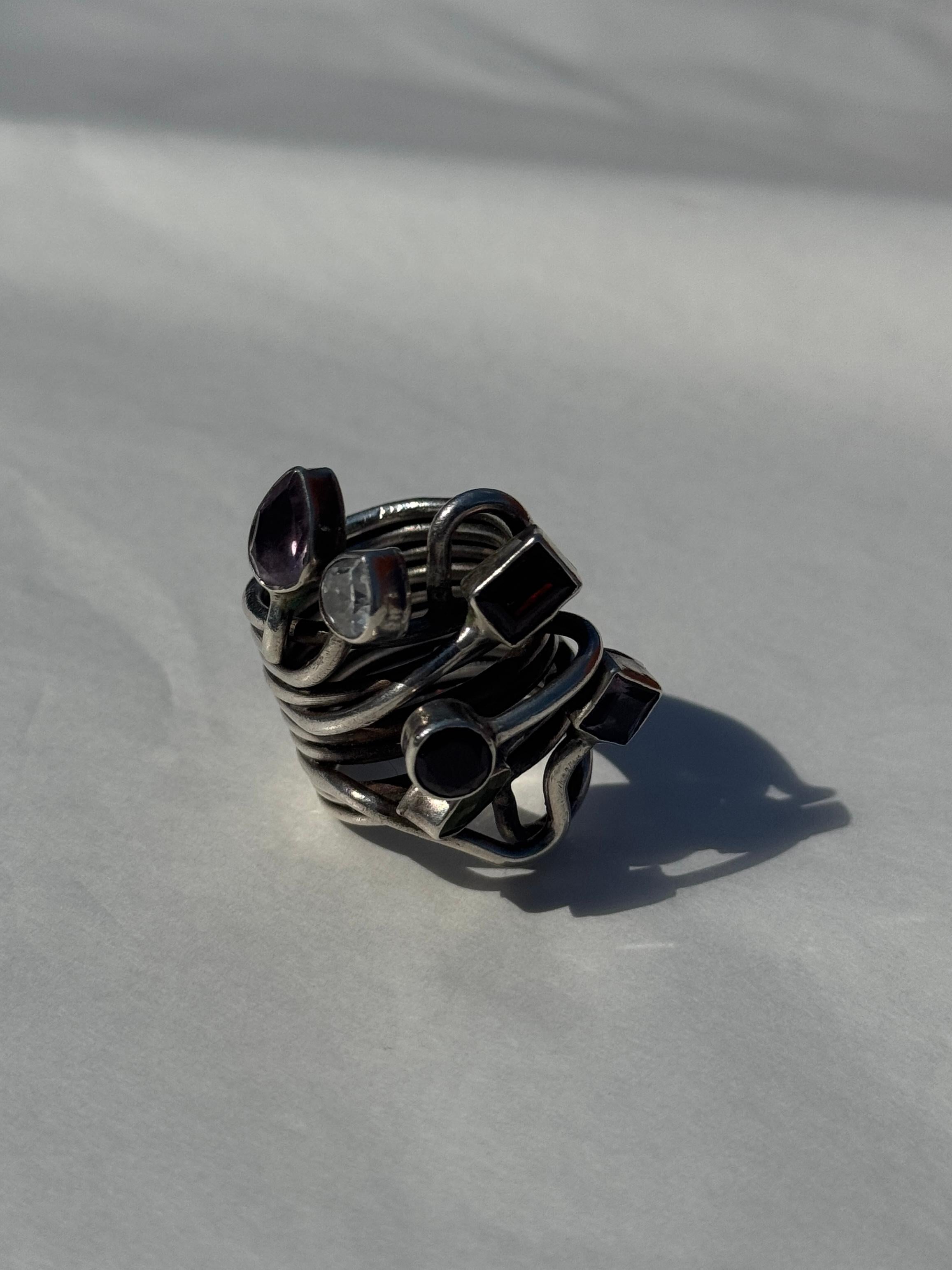 Artisan Boho ring with multicolored natural stones in 925 sterling silver For Sale
