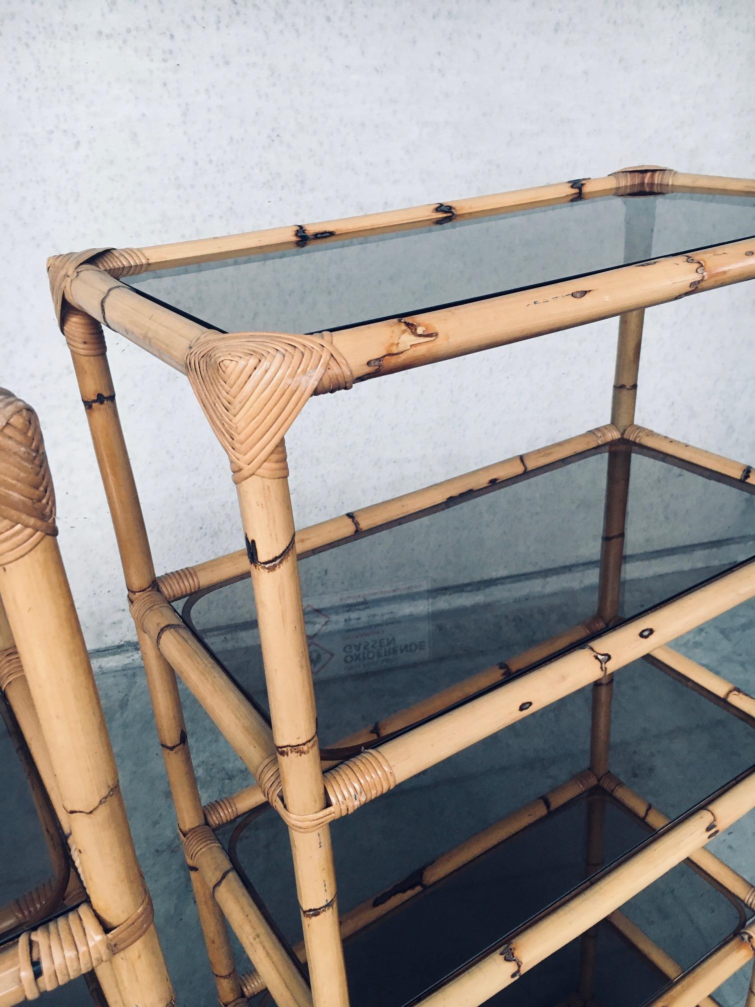 Set di scaffali in bambù di design Boho Style Vitrine, Italia, anni '60 in vendita 8