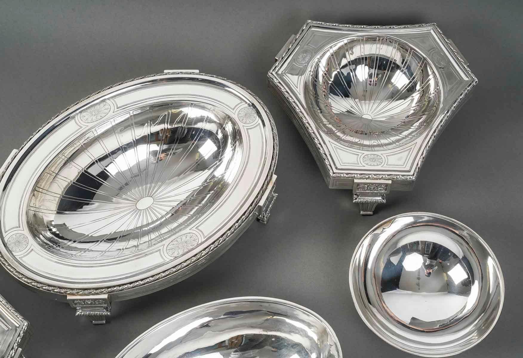 BOIN TABURET – THREE-PART table centerpiece SOLID SILVER LATE 19TH CENTURY For Sale 11