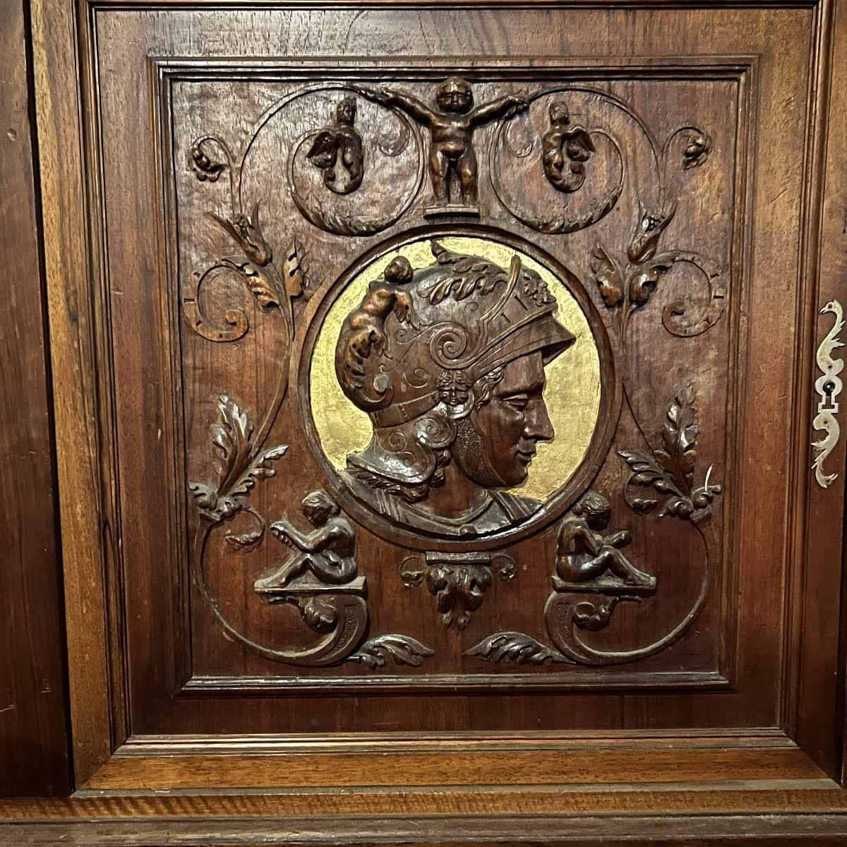 Louis XIII-style Norman walnut and gilded library woodwork For Sale 2