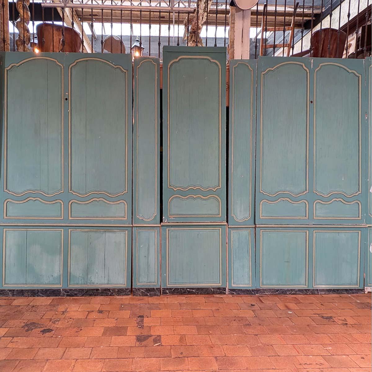 Wood Boiserie de style Louis XV 15m linéaire For Sale